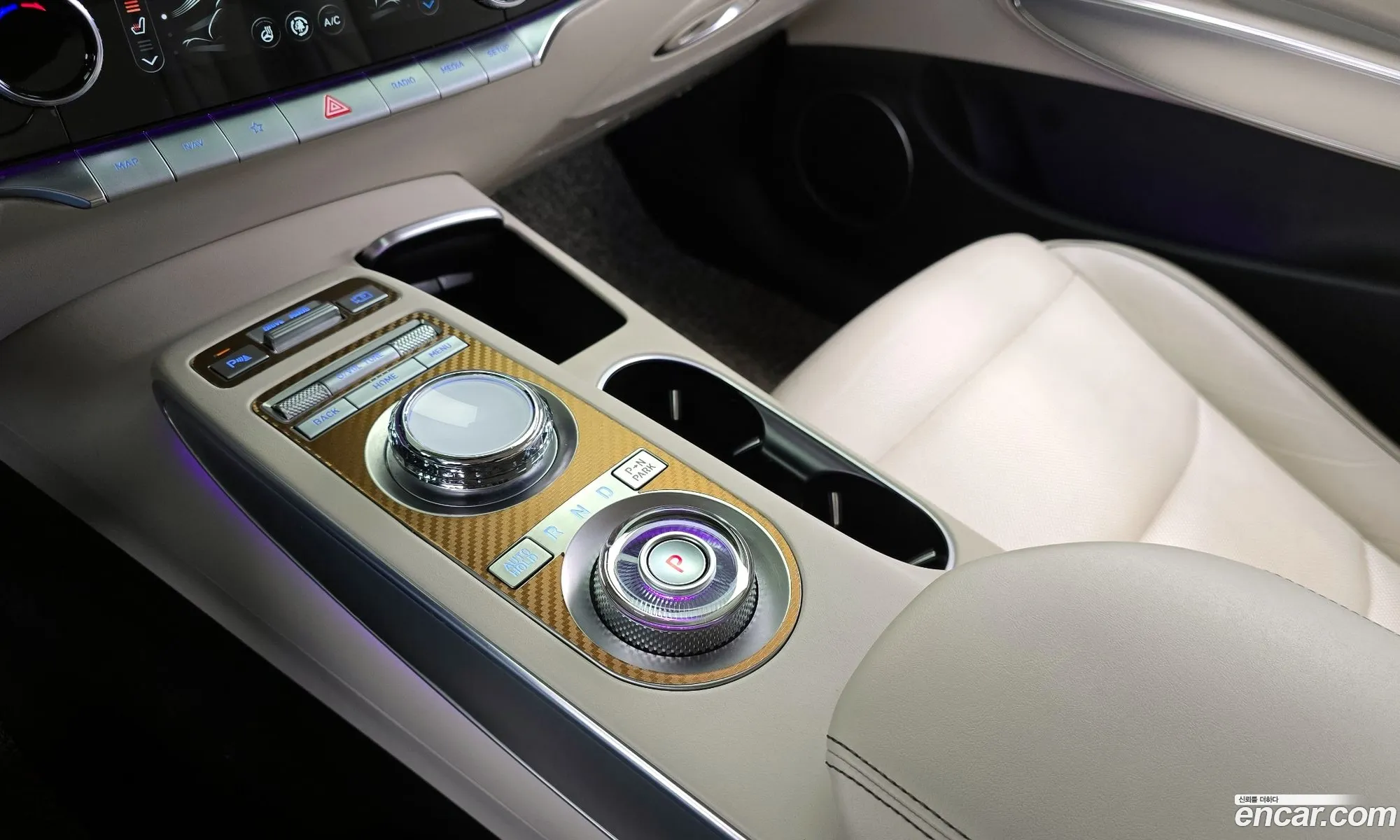 Genesis GV70 2021 — 4