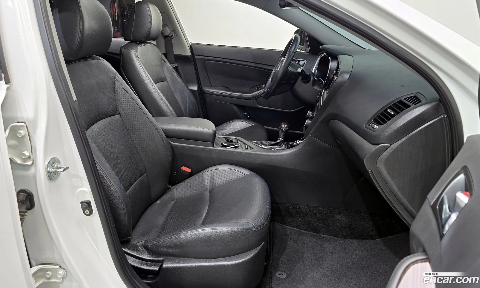 Kia K5 2013 — 2