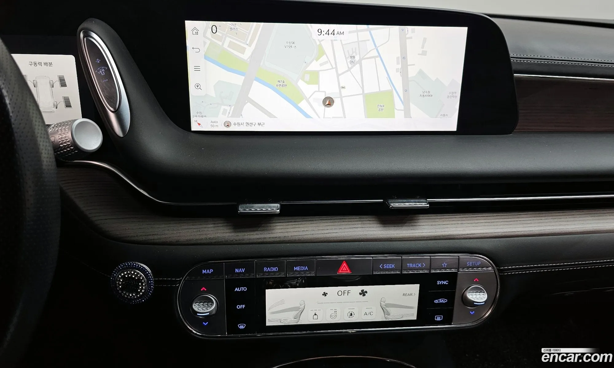 Genesis G90 2023 — 18