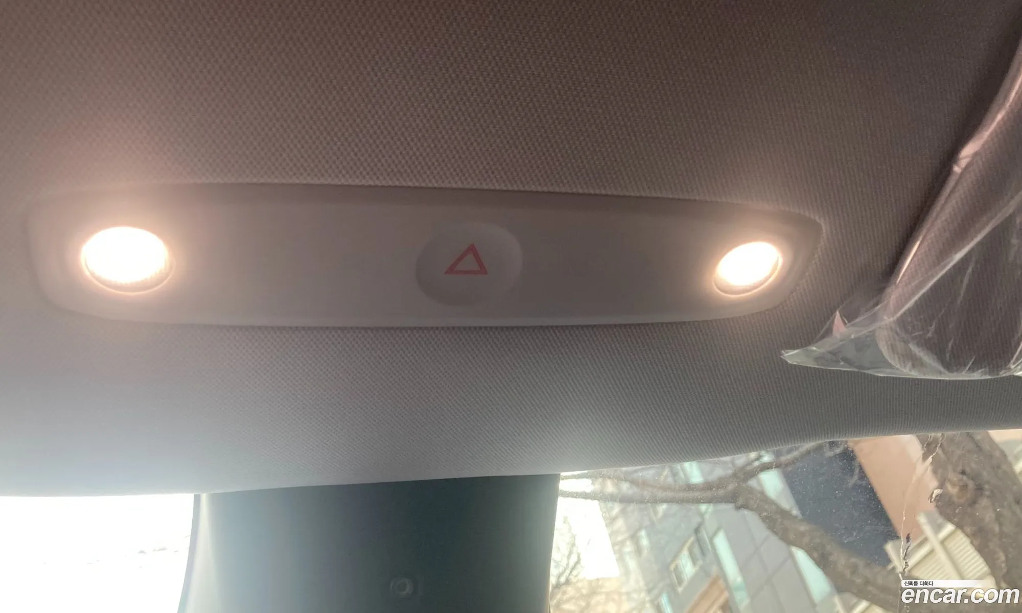 Tesla Model Y 2025 — 11