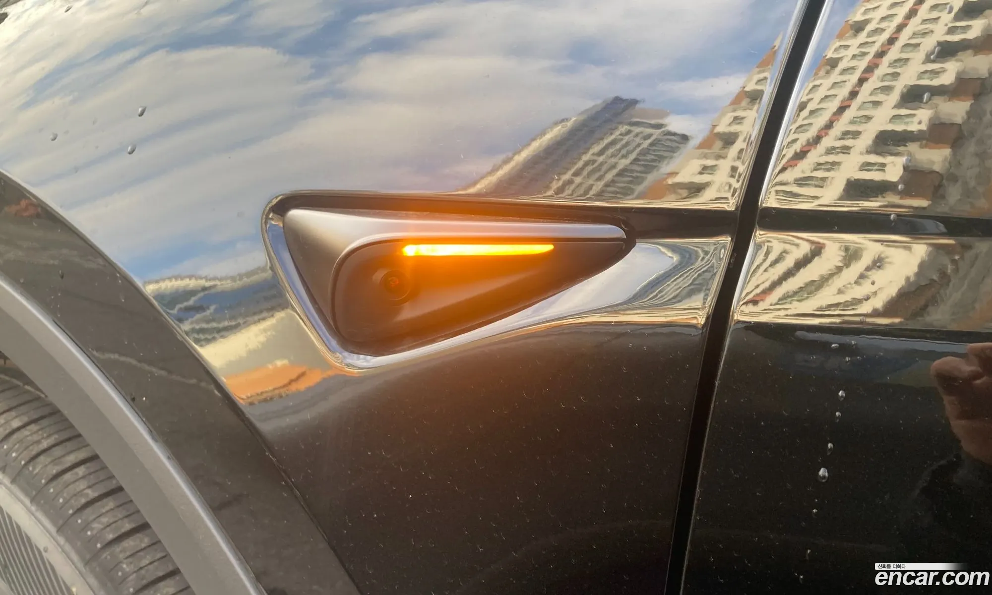 Tesla Model Y 2025 — 13