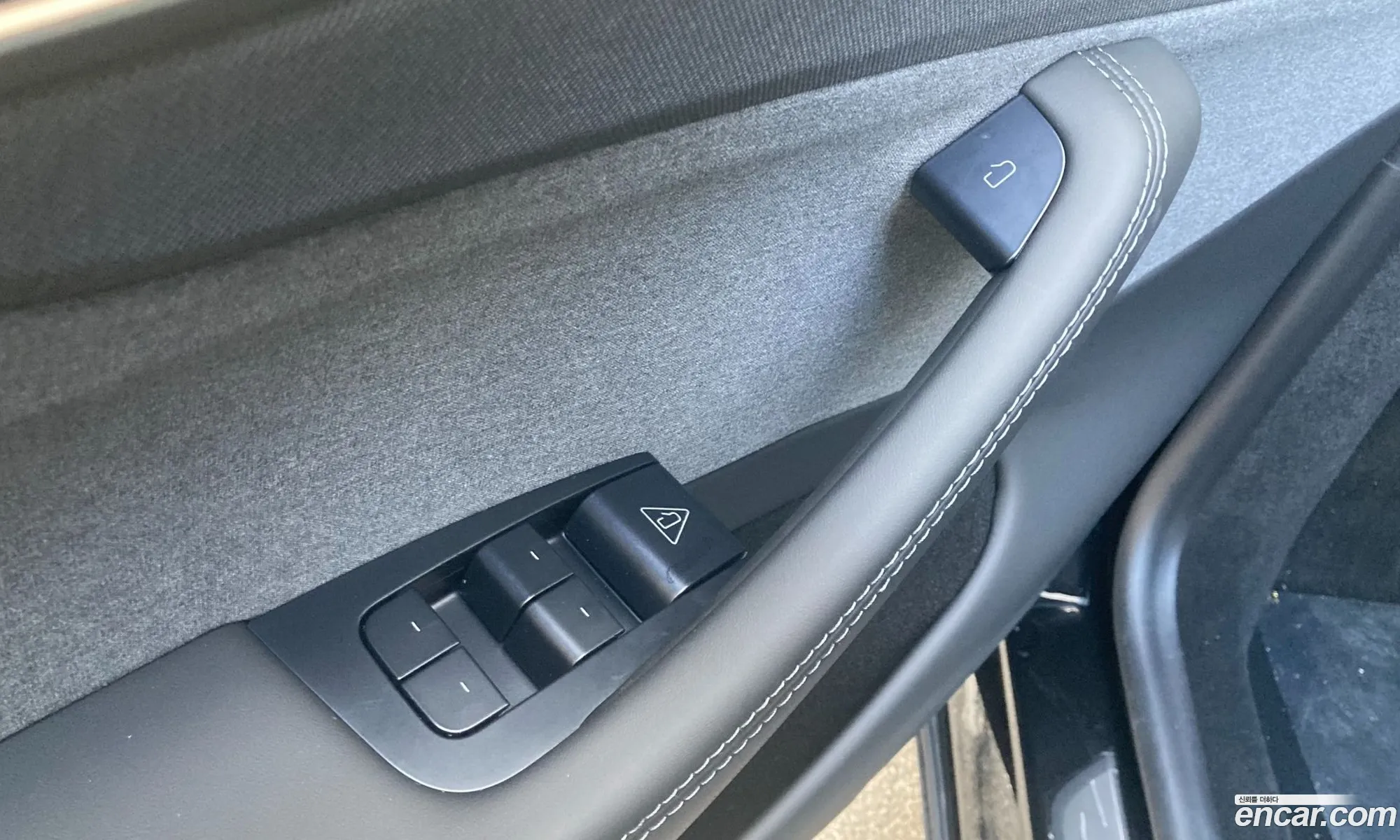 Tesla Model Y 2025 — 6