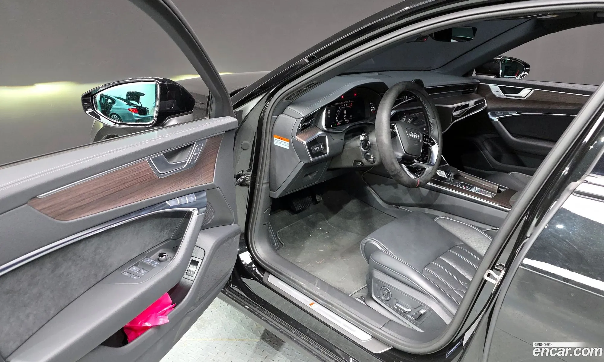 Audi A6 2024 37738383838383838 — 15