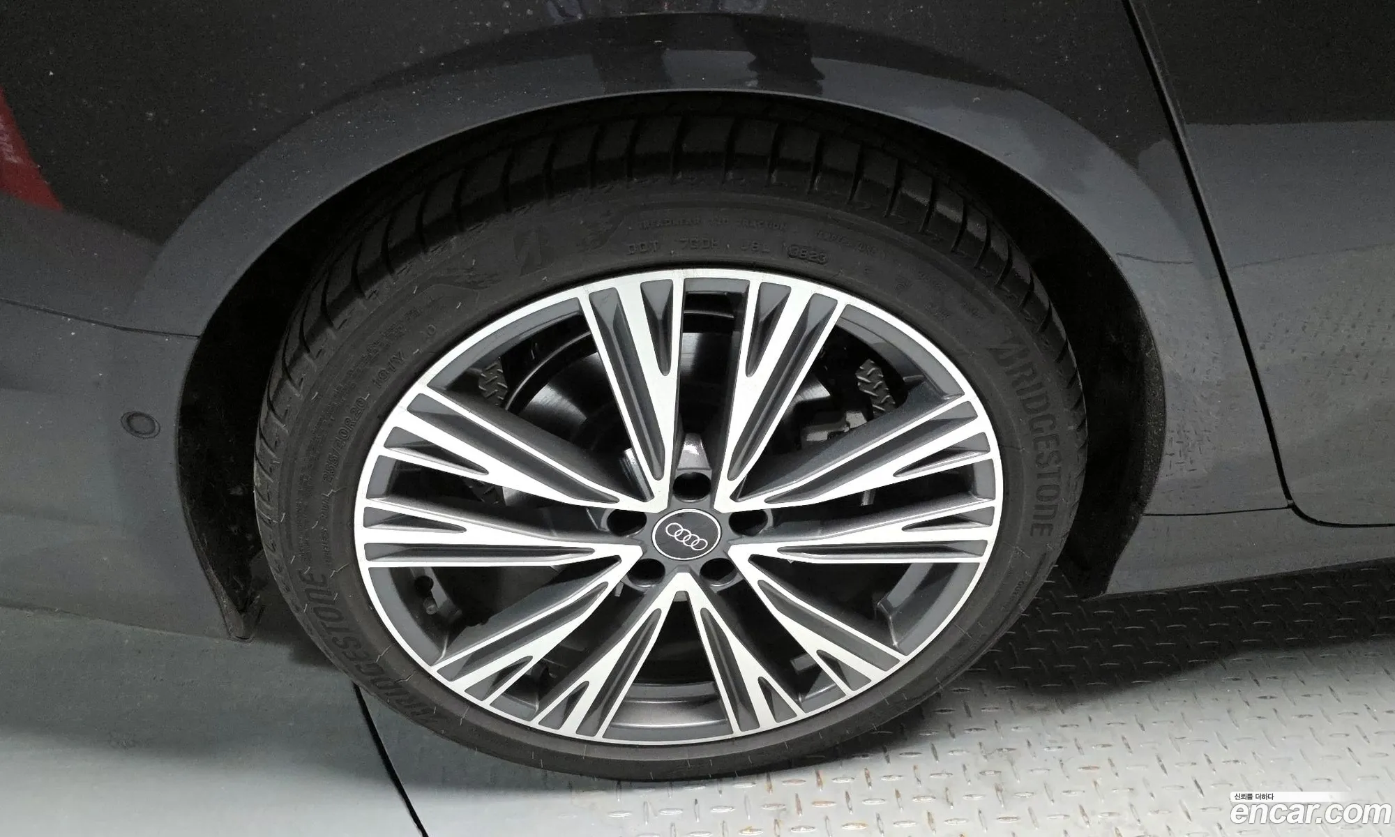 Audi A6 2024 37738383838383838 — 20