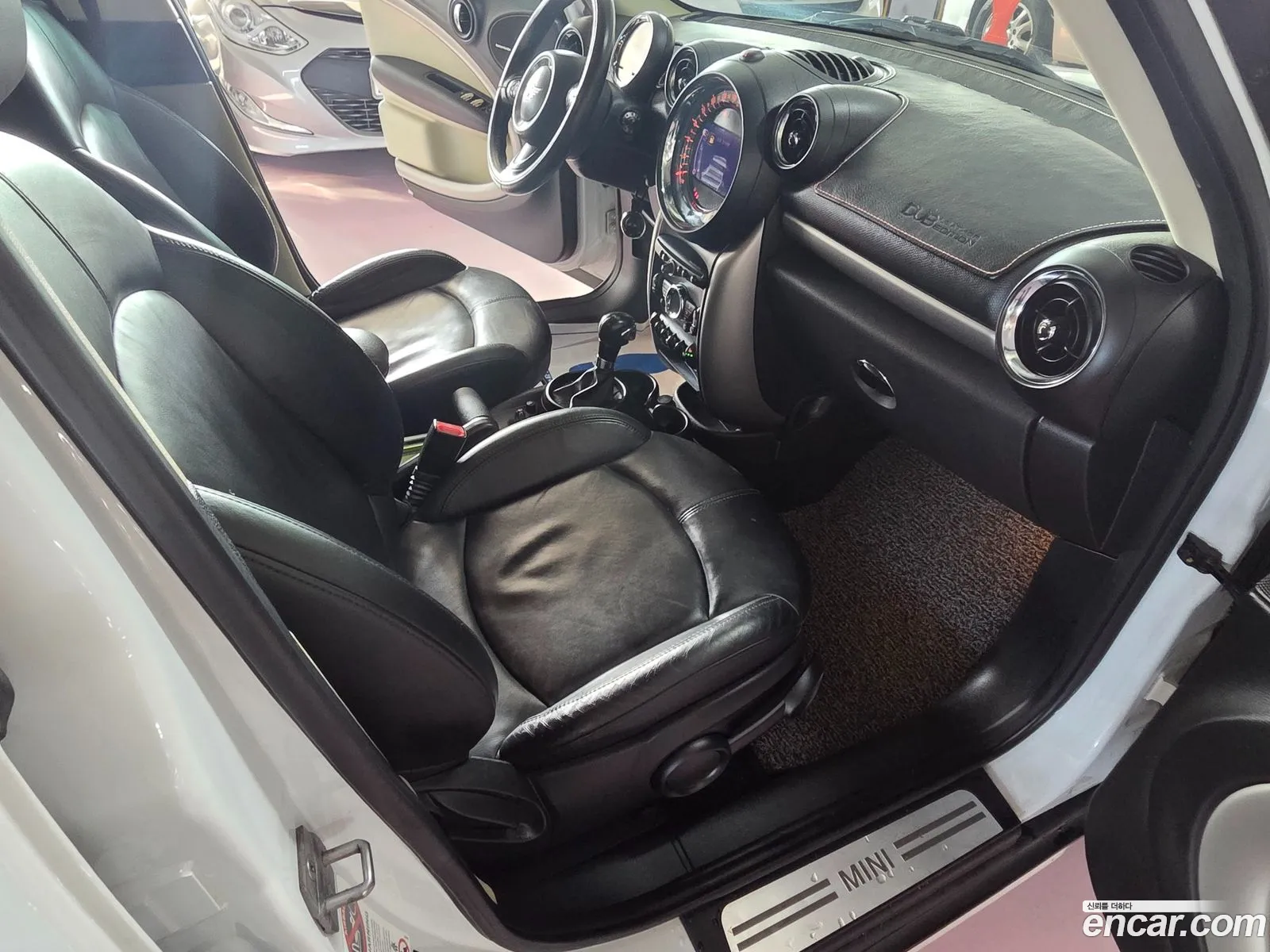 Mini Cooper D Countryman 2015 — 15