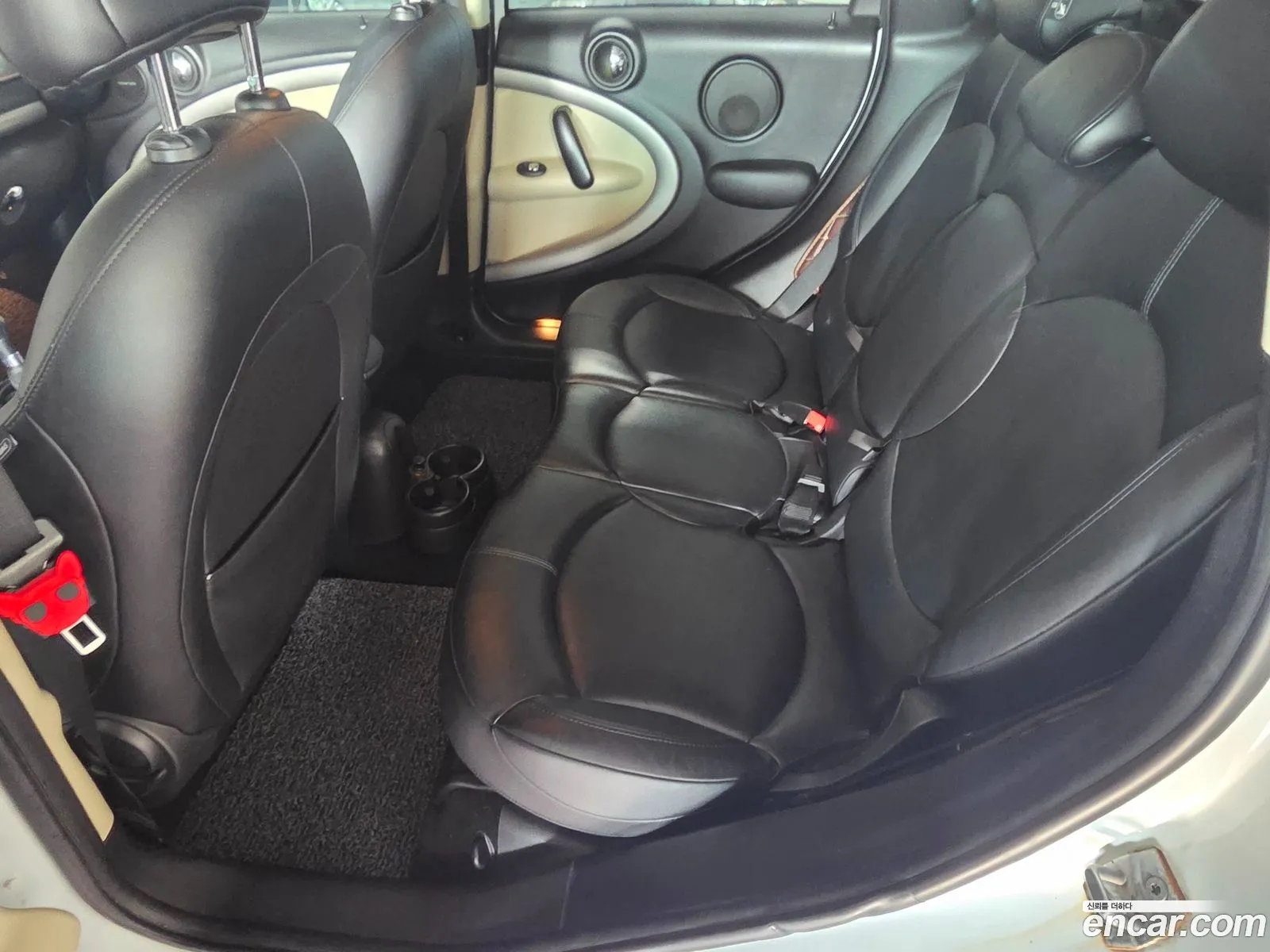 Mini Cooper D Countryman 2015 — 11