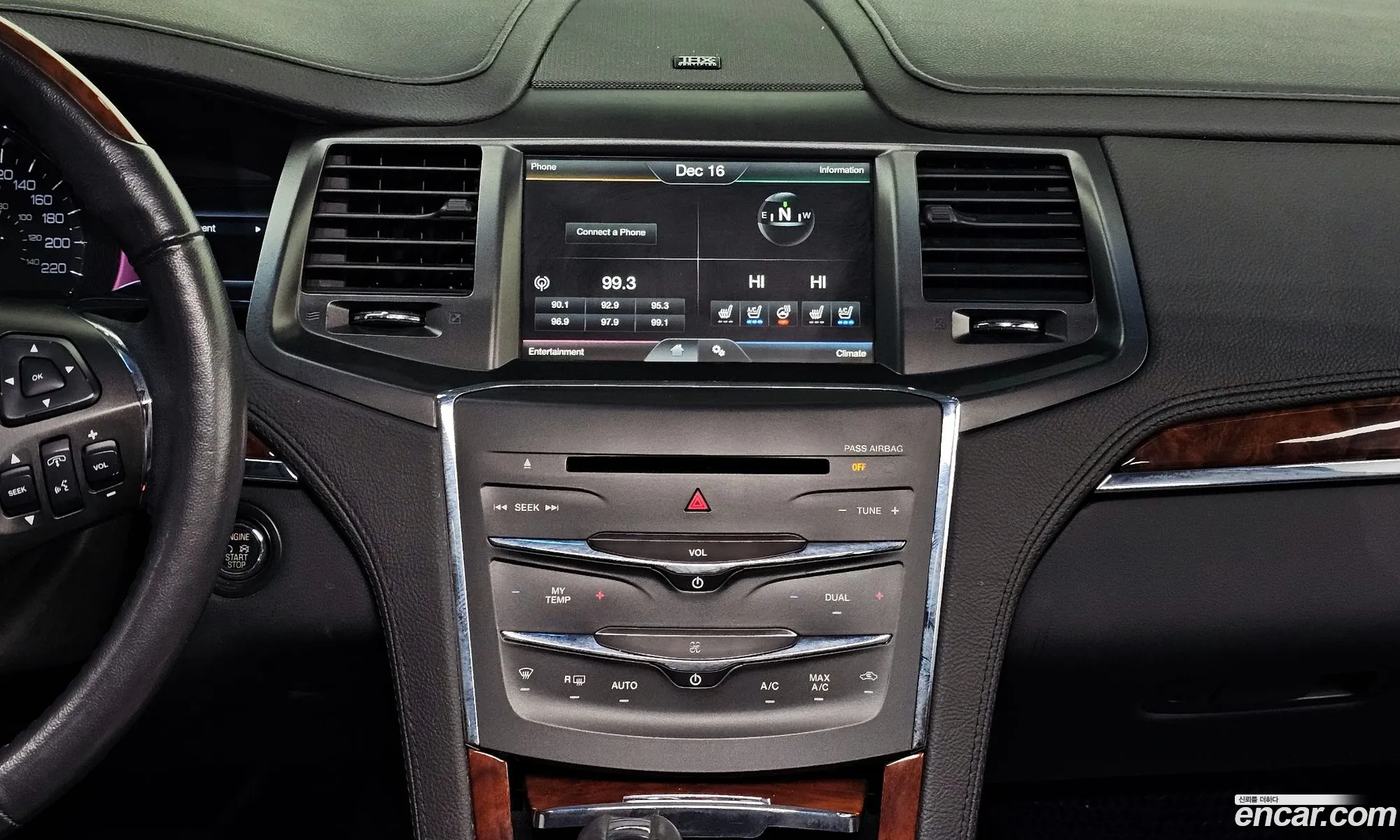 Lincoln MKS 2014 1LNHL9DK5EG604745 — 18