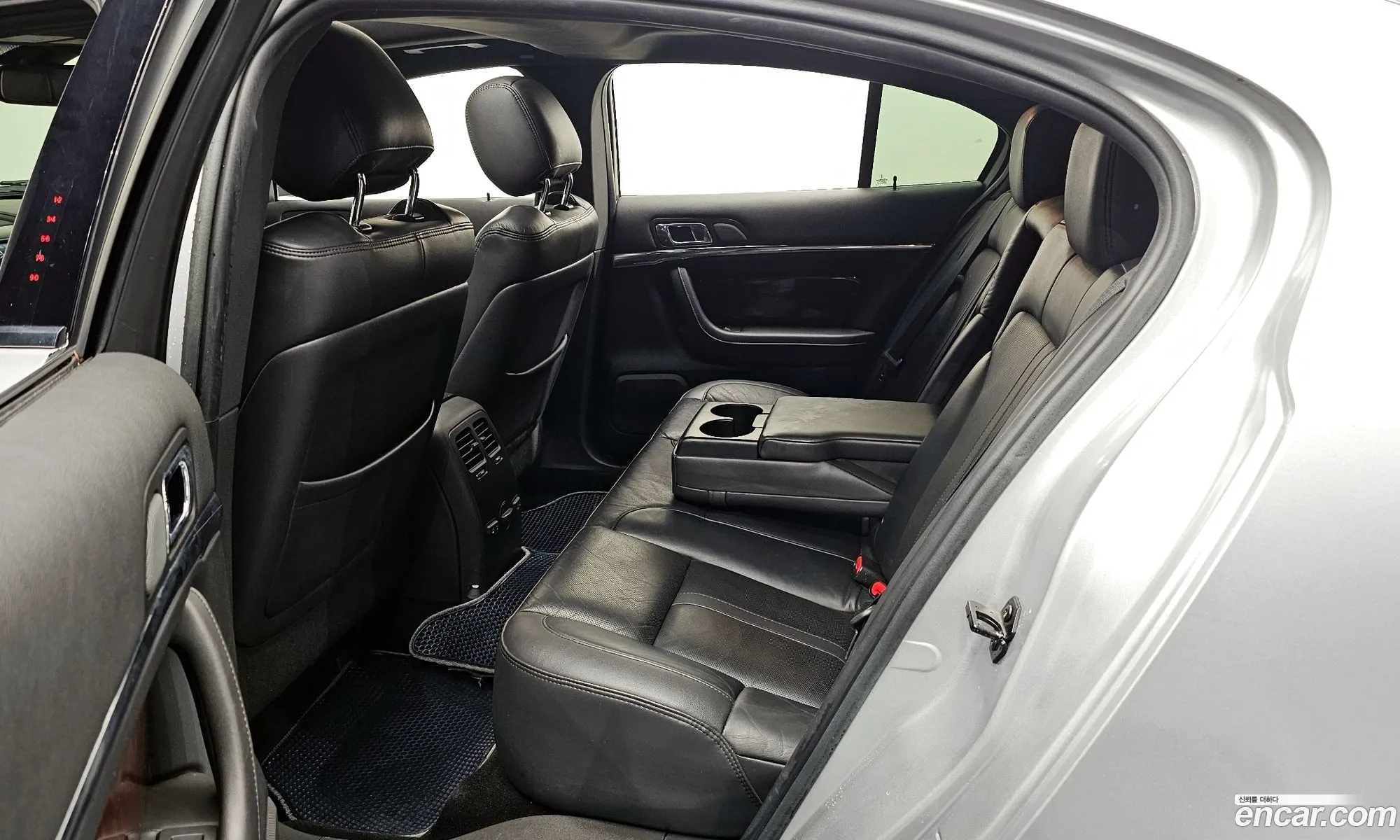 Lincoln MKS 2014 1LNHL9DK5EG604745 — 17