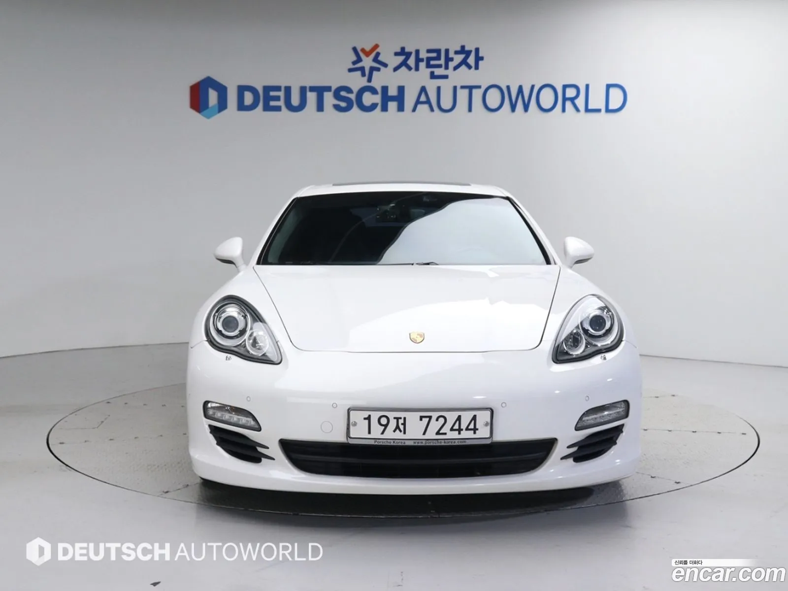 Porsche Panamera 2011 — 12
