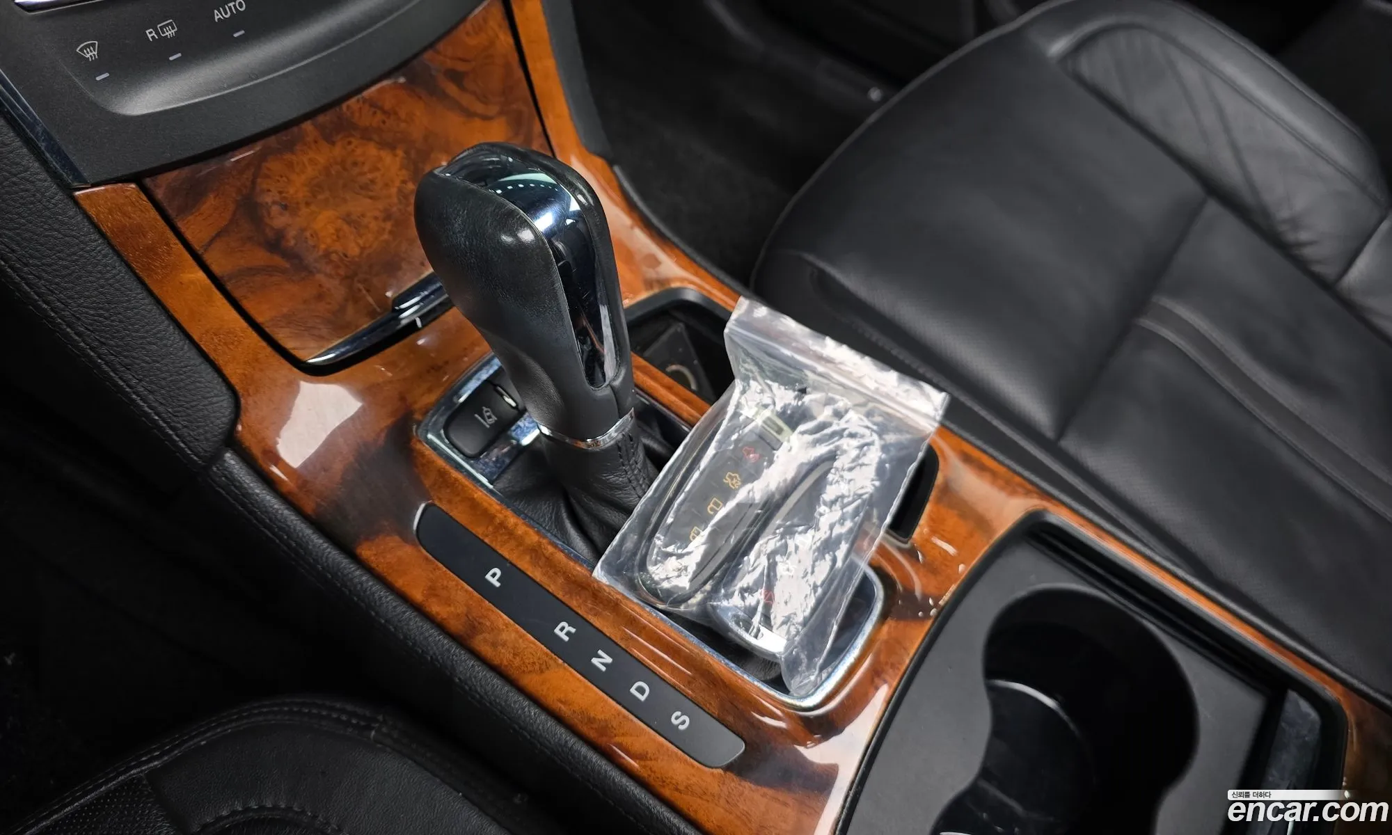 Lincoln MKS 2012 1LNHL9DK9DG606738 — 10