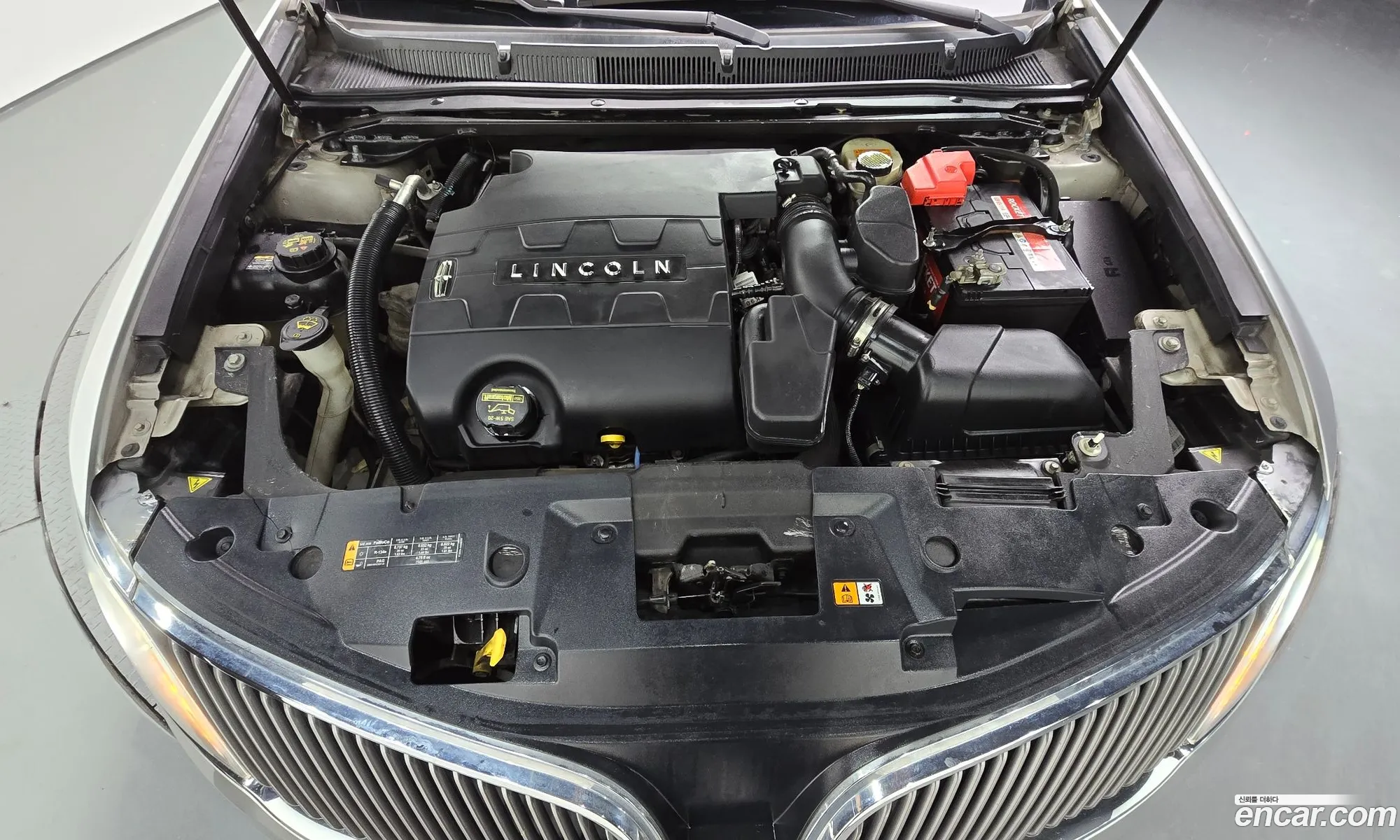 Lincoln MKS 2012 1LNHL9DK9DG606738 — 8