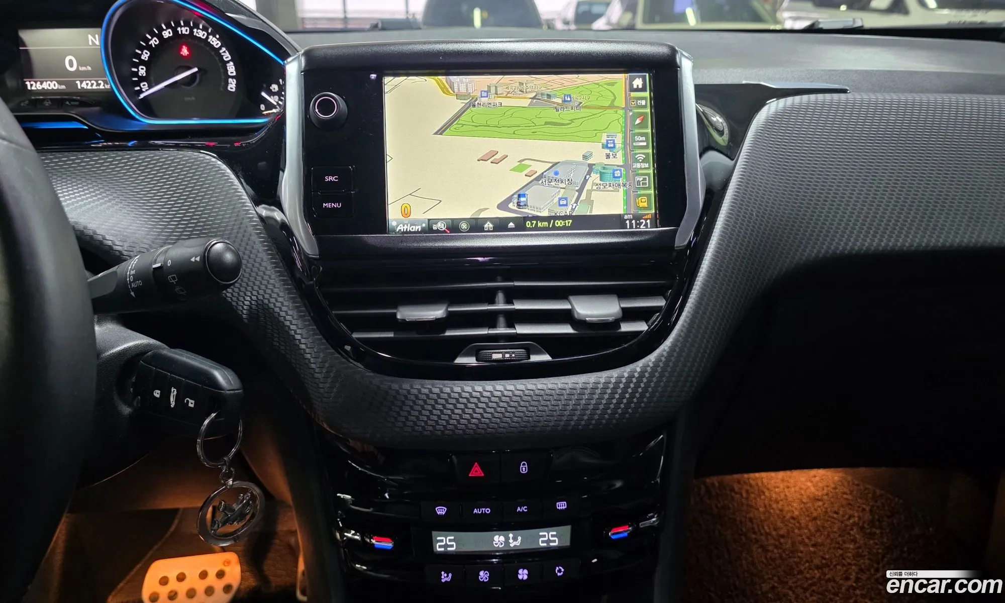 Peugeot 2008 2015 — 20