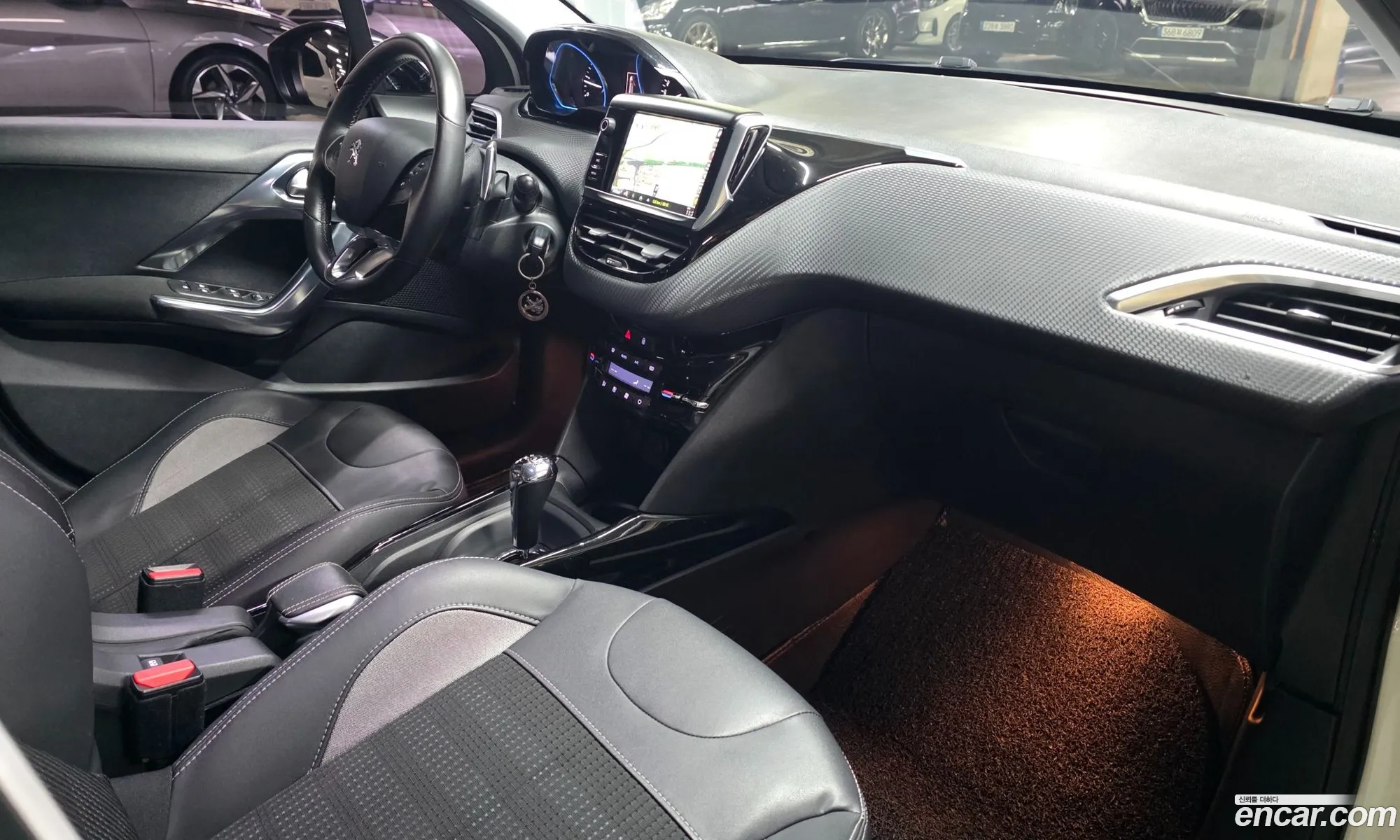 Peugeot 2008 2015 — 14