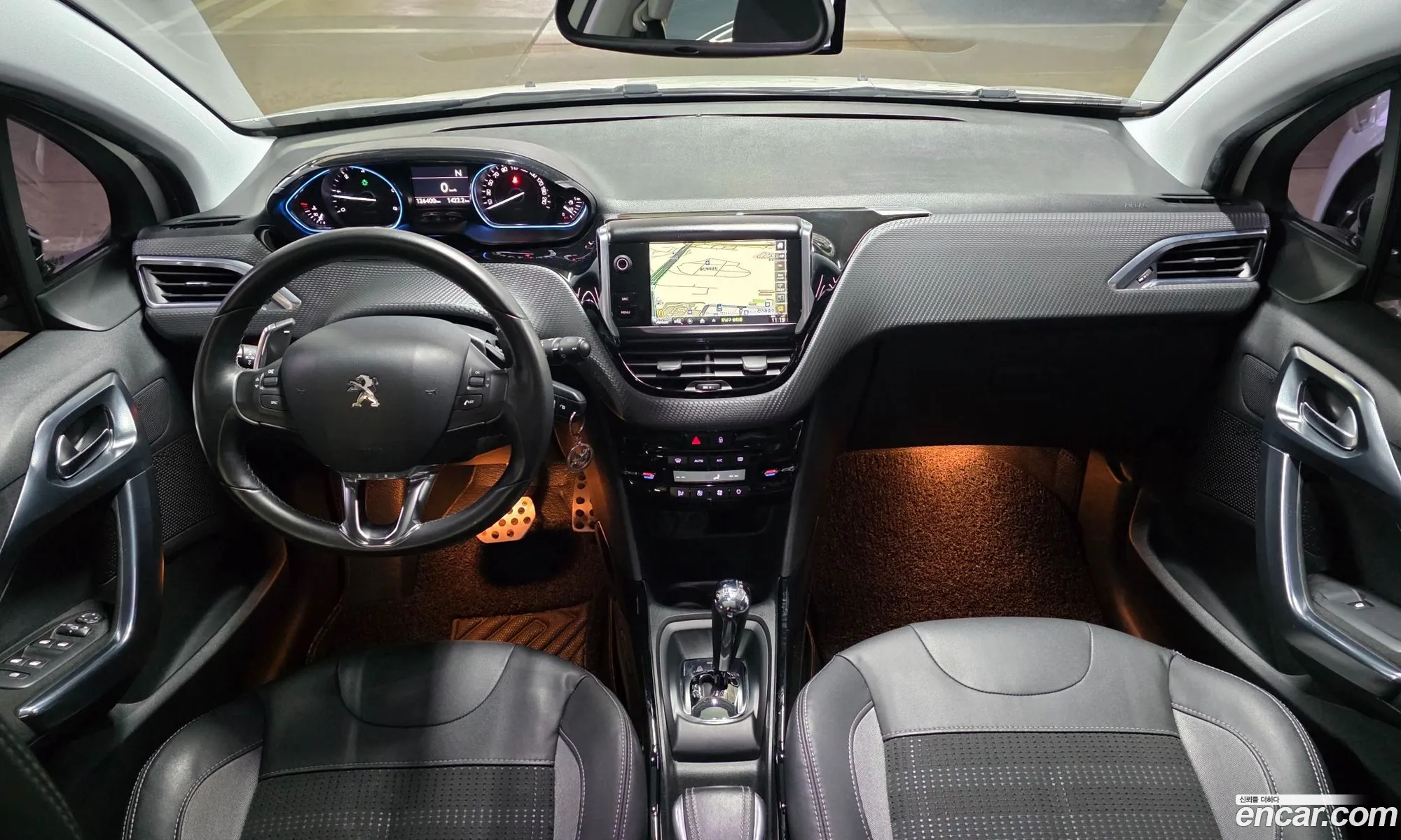 Peugeot 2008 2015 — 19