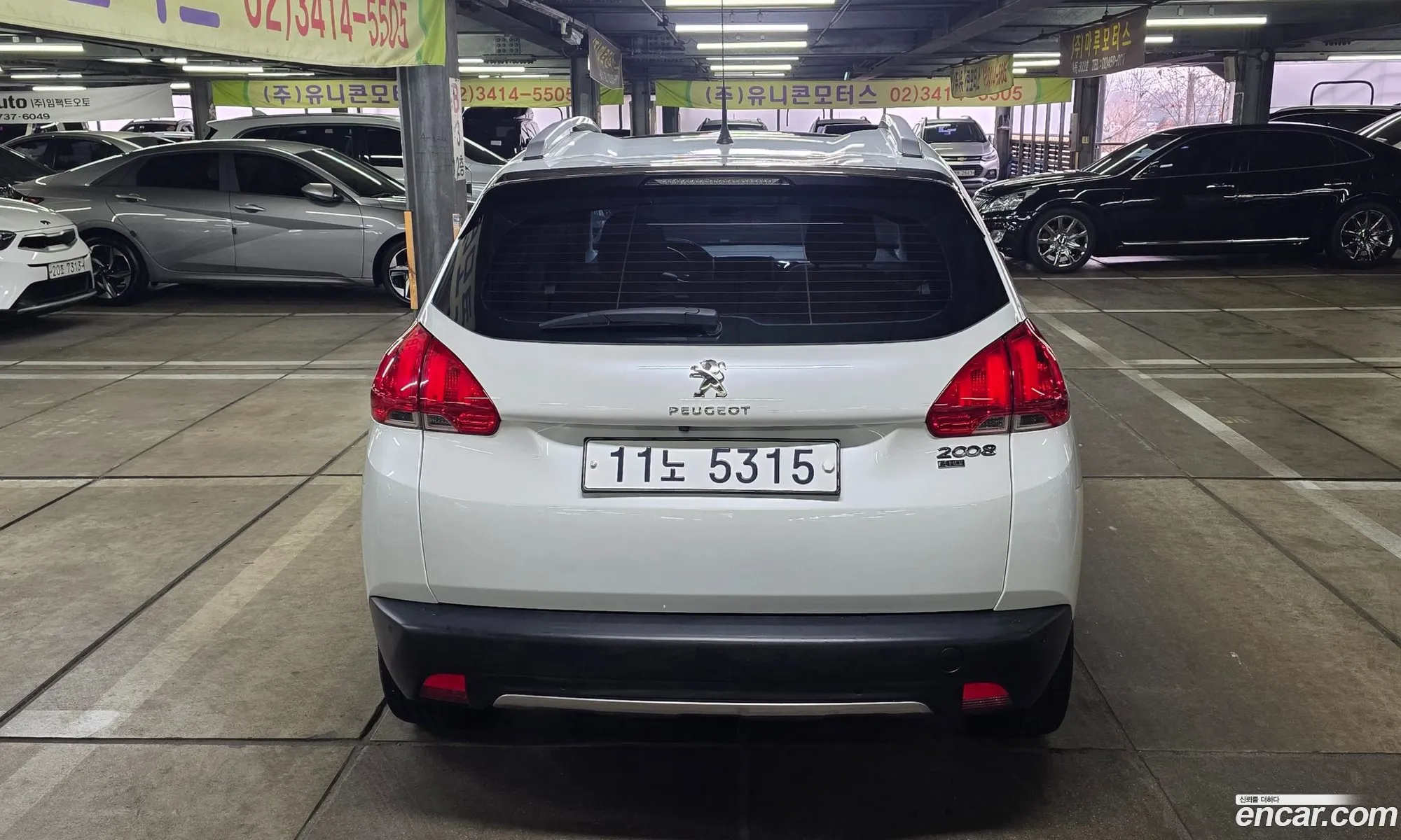 Peugeot 2008 2015 — 8