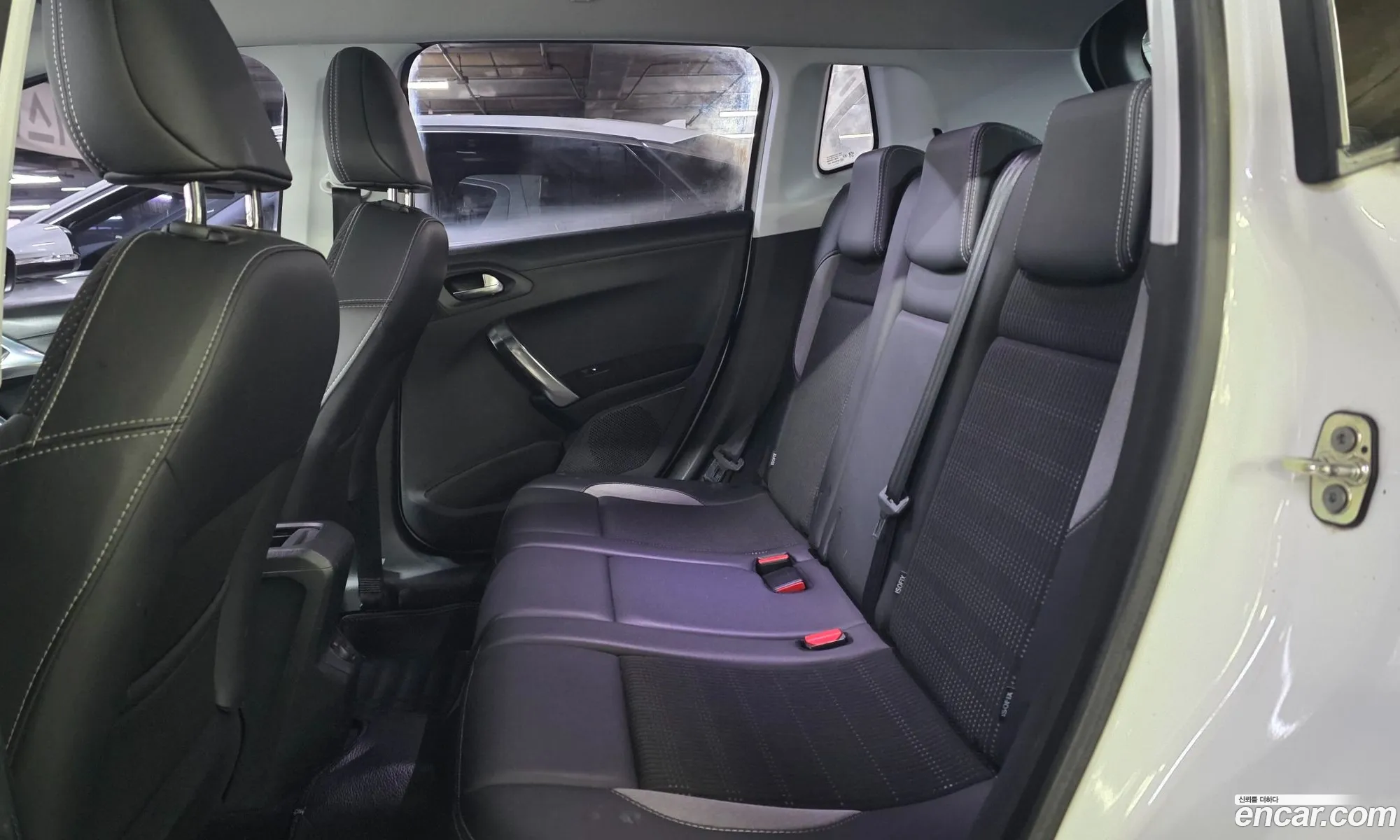 Peugeot 2008 2015 — 2