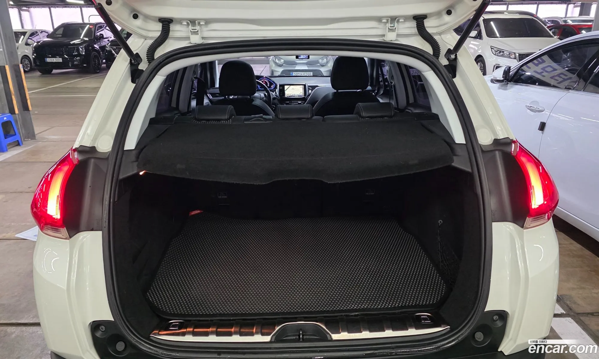 Peugeot 2008 2015 — 5