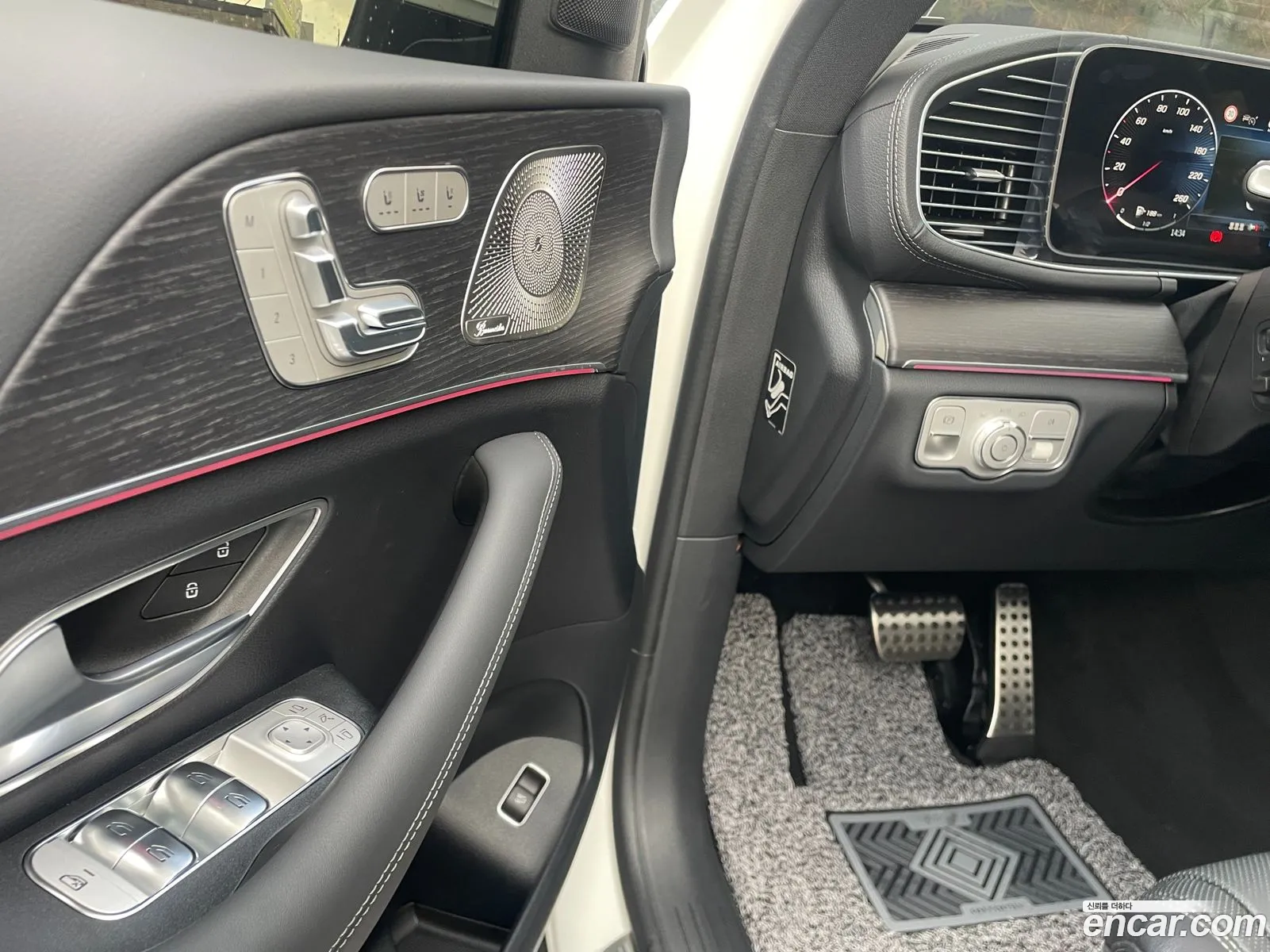 Mercedes-Benz GLE-Class W167 2025 — 2