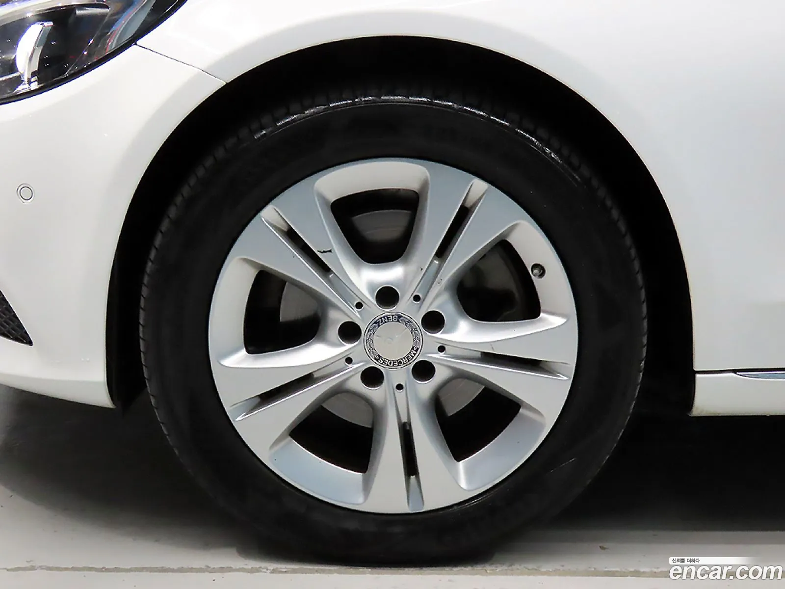 Mercedes-Benz C-Class W205 2015 — 13