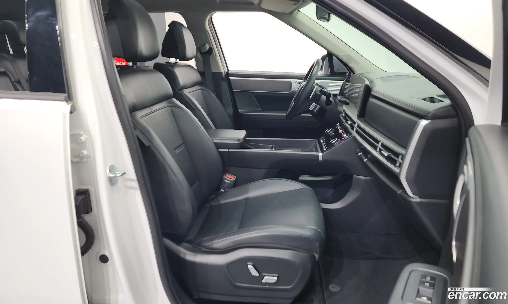 Hyundai Santa Fe 2023 — 19