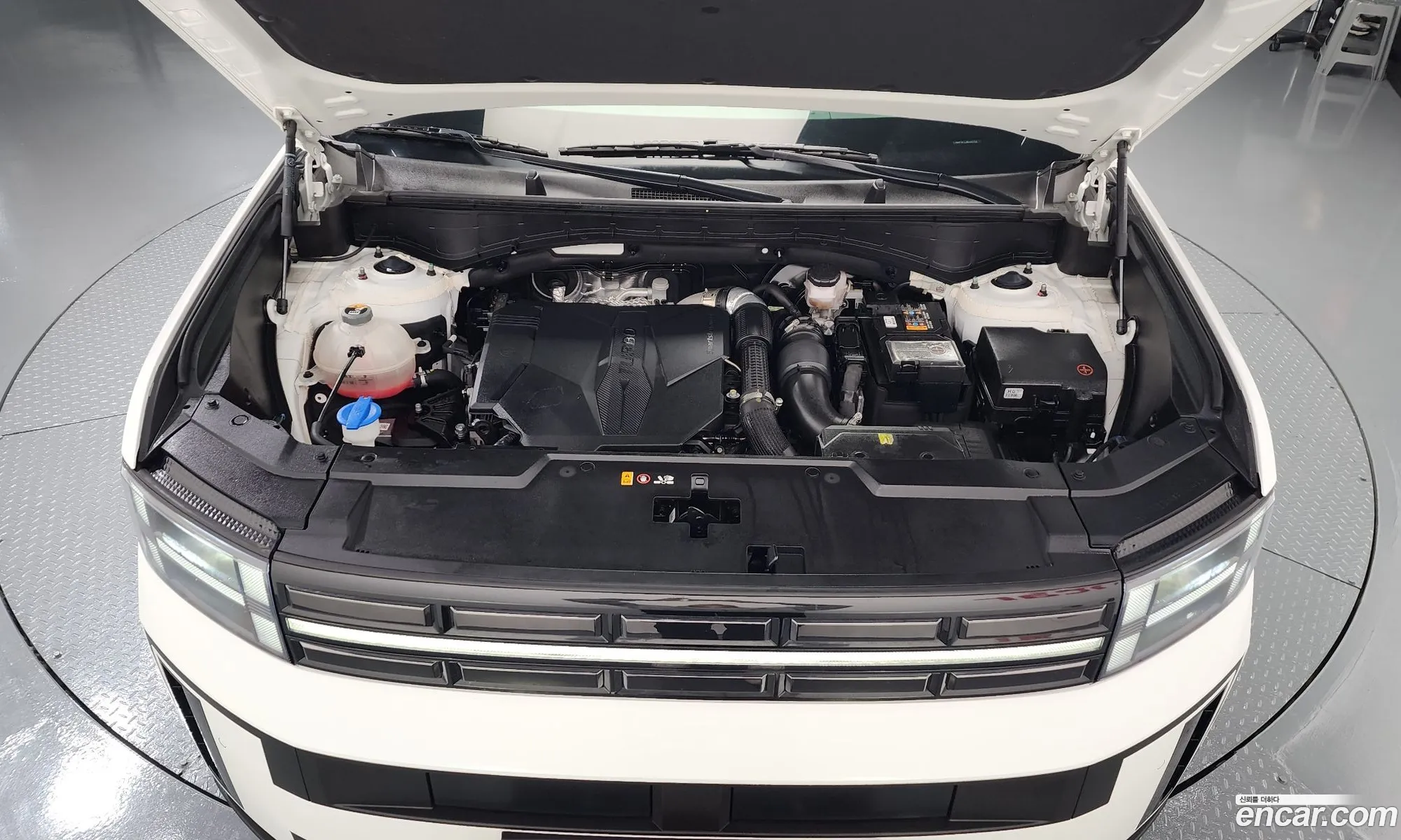 Hyundai Santa Fe 2023 — 18