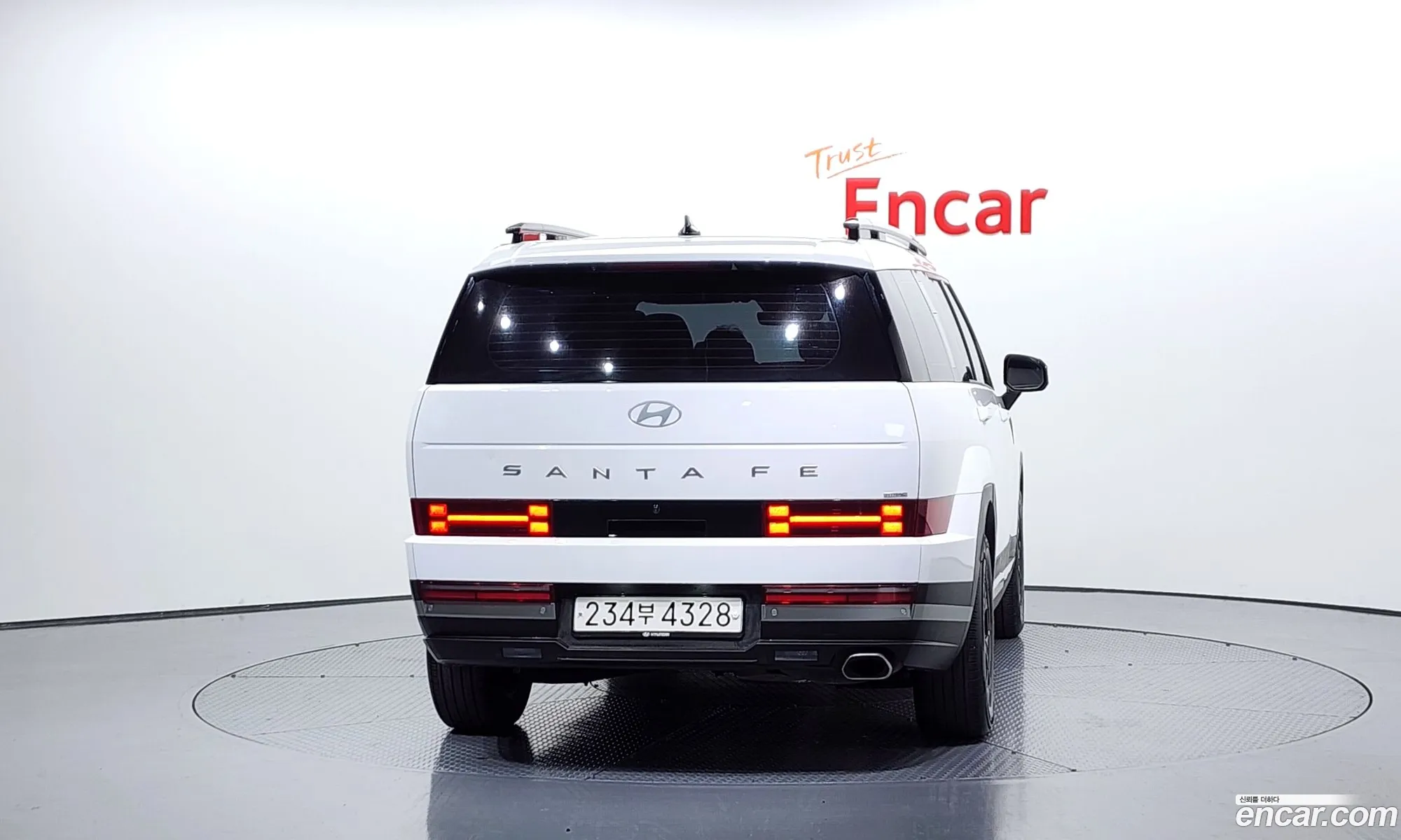 Hyundai Santa Fe 2023 — 17