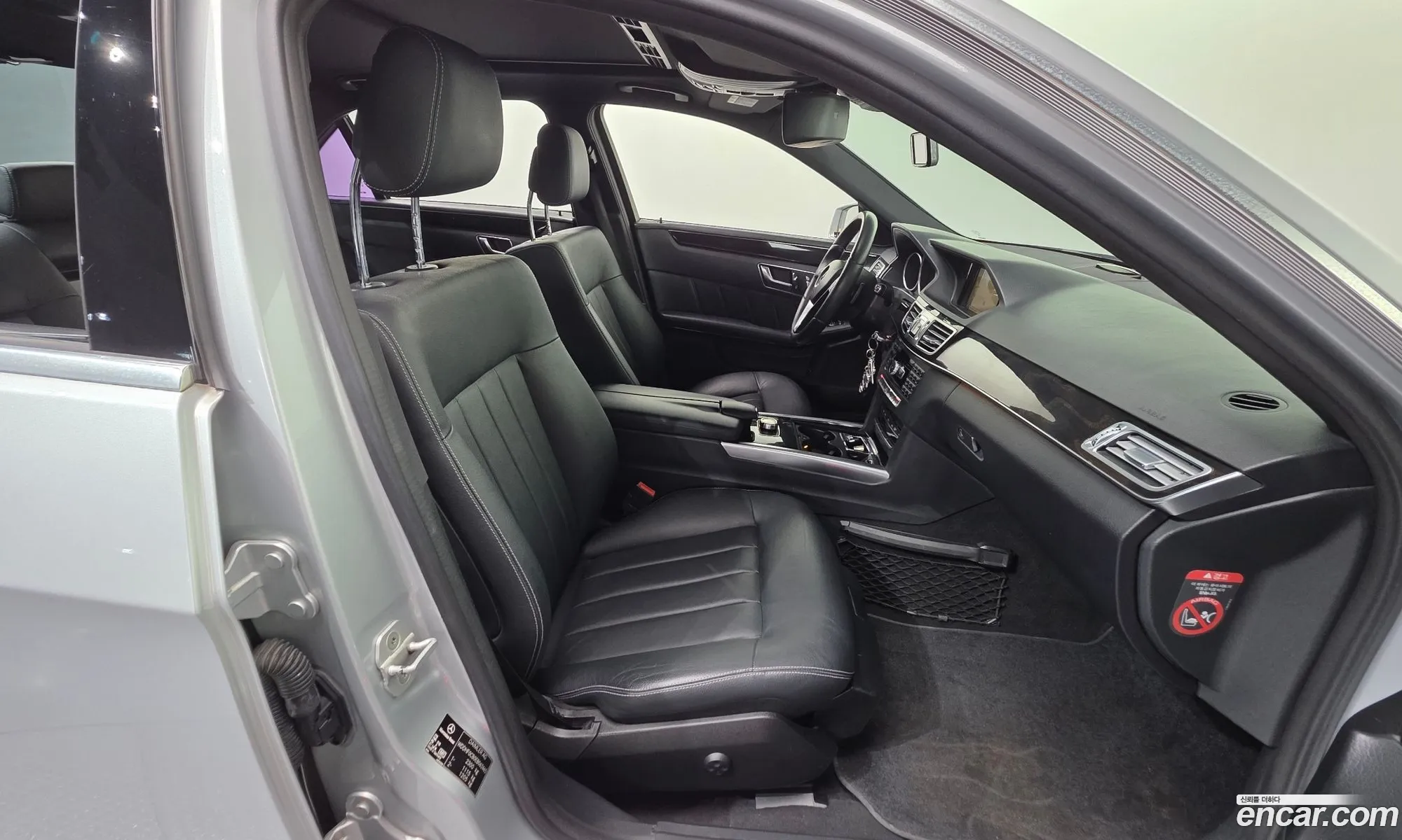 Mercedes-Benz E-Class W212 2014 WDDHF0CB0EB062465 — 20