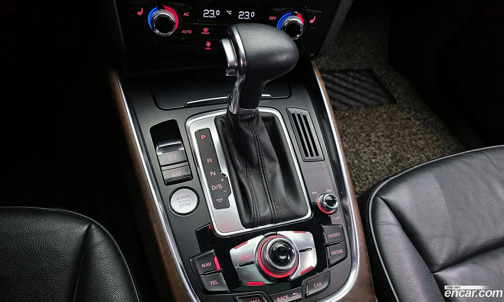 Audi Q5 2014 WAUZZZ8R1EA068973 — 4