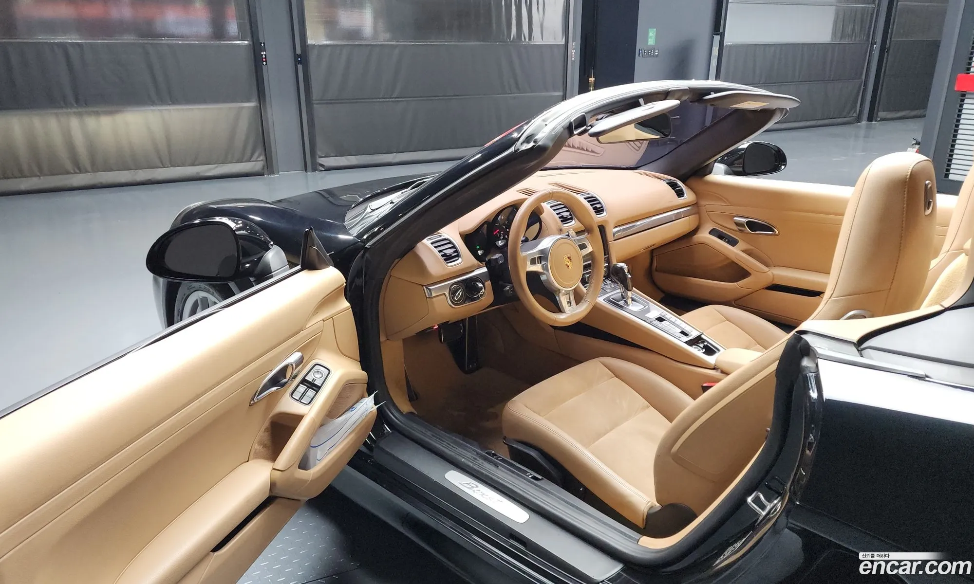 Porsche Boxster 2015 WP0CA2984GS120672 — 17