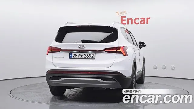 Hyundai Santa Fe 2022 — 18