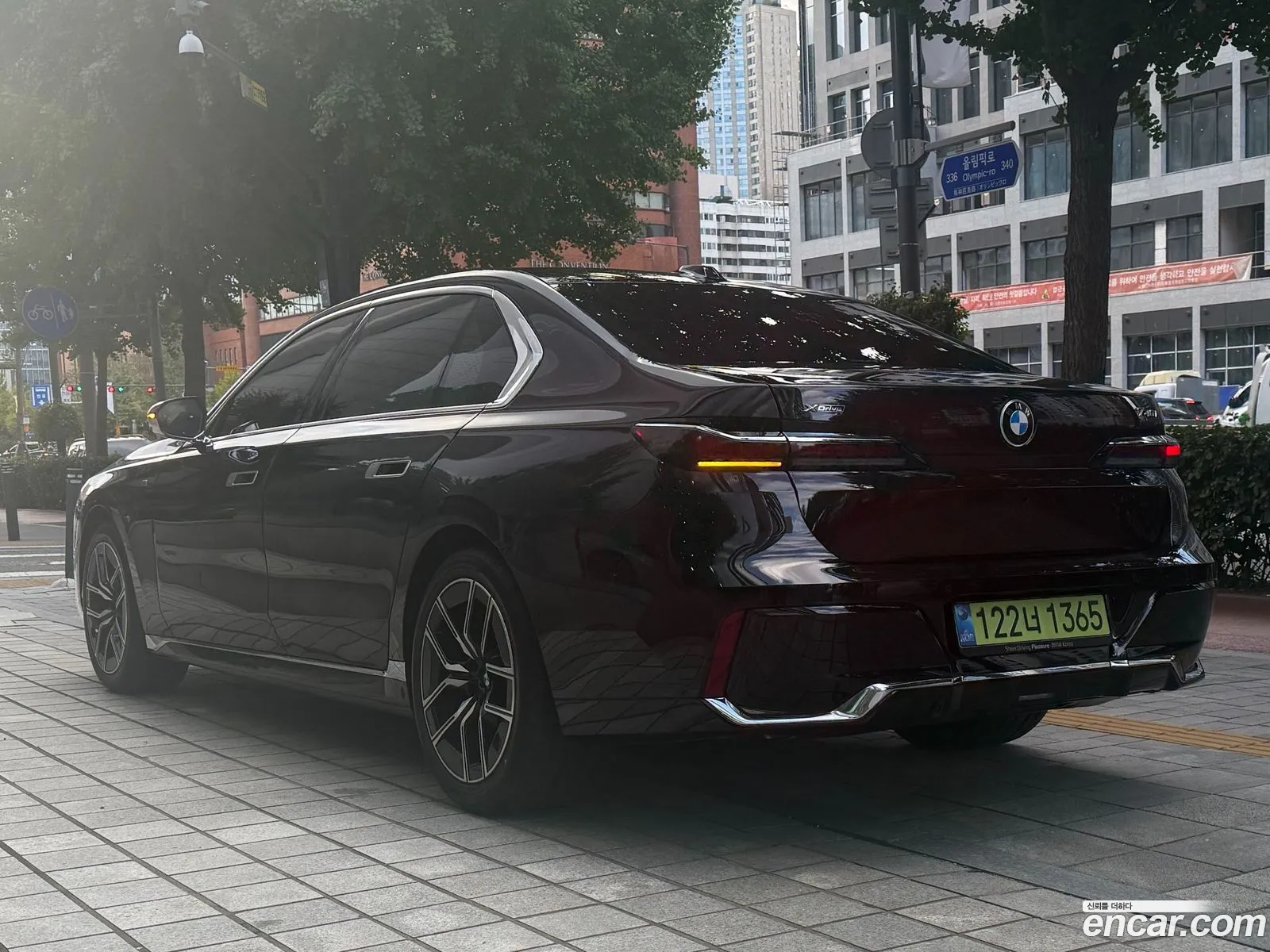 BMW 7 Series 2025 — 7