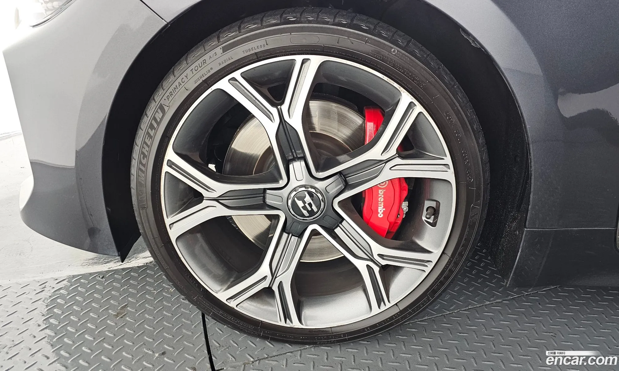 Kia Stinger 2019 — 20