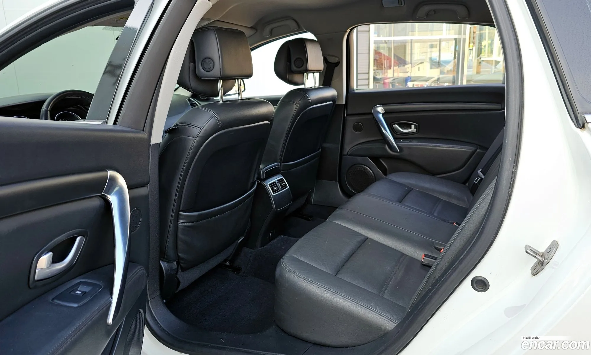 Renault Korea (Samsung) SM7 Nova 2015 — 8
