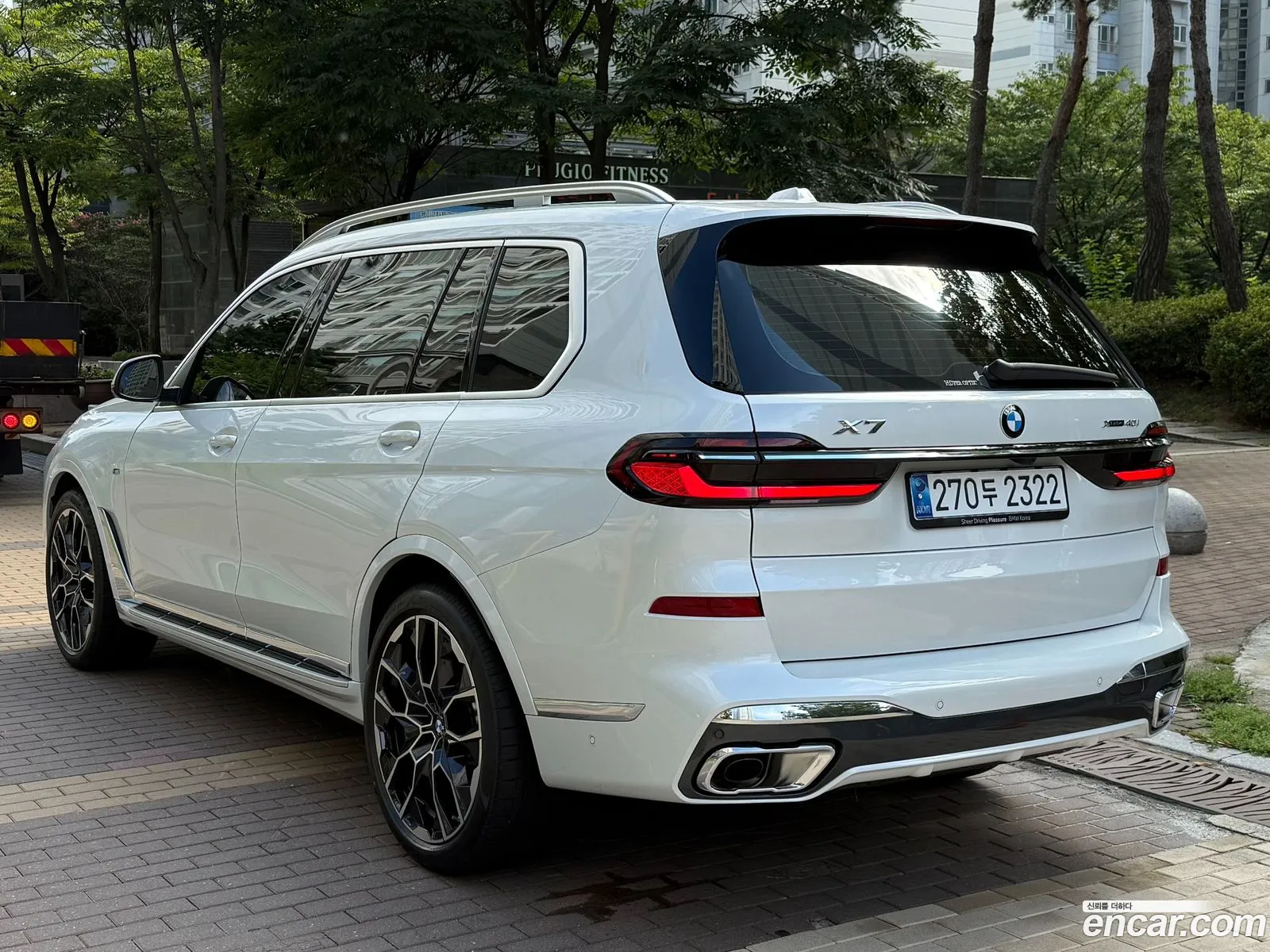 BMW X7 2025 — 18