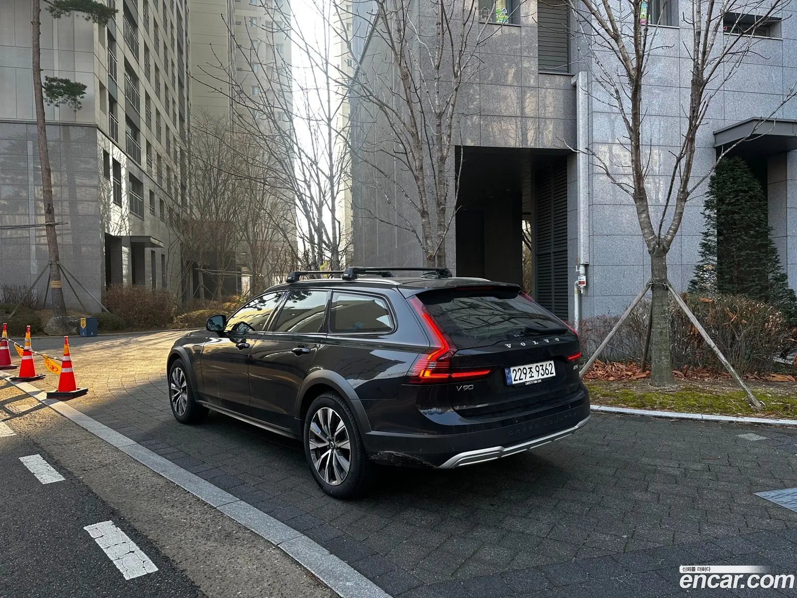 Volvo V90 Cross Country 2024 — 6