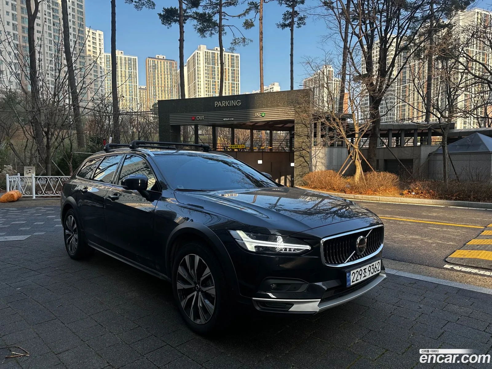 Volvo V90 Cross Country 2024 — 8