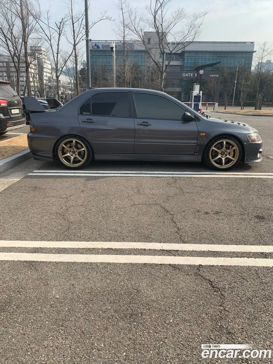 Mitsubishi Lancer Evolution 2005 — 3