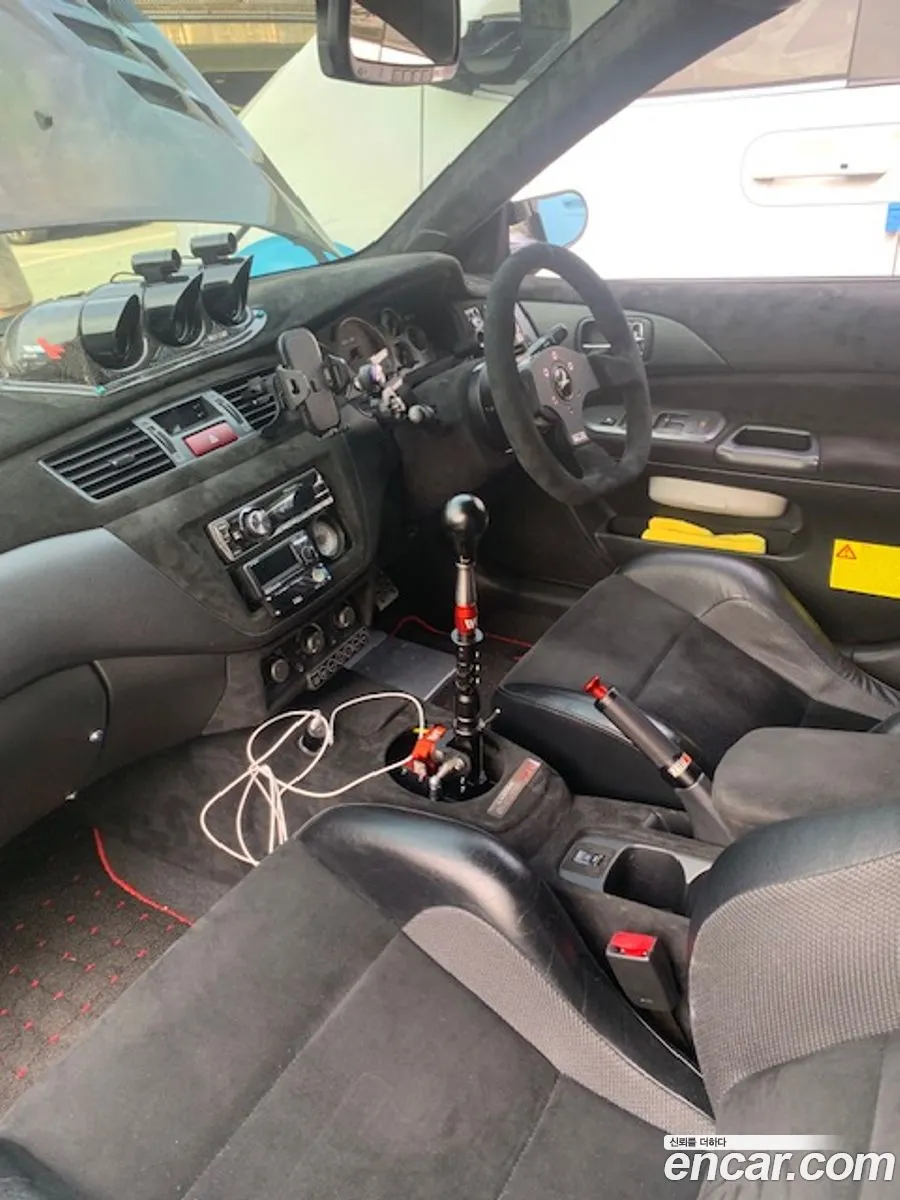 Mitsubishi Lancer Evolution 2005 — 19
