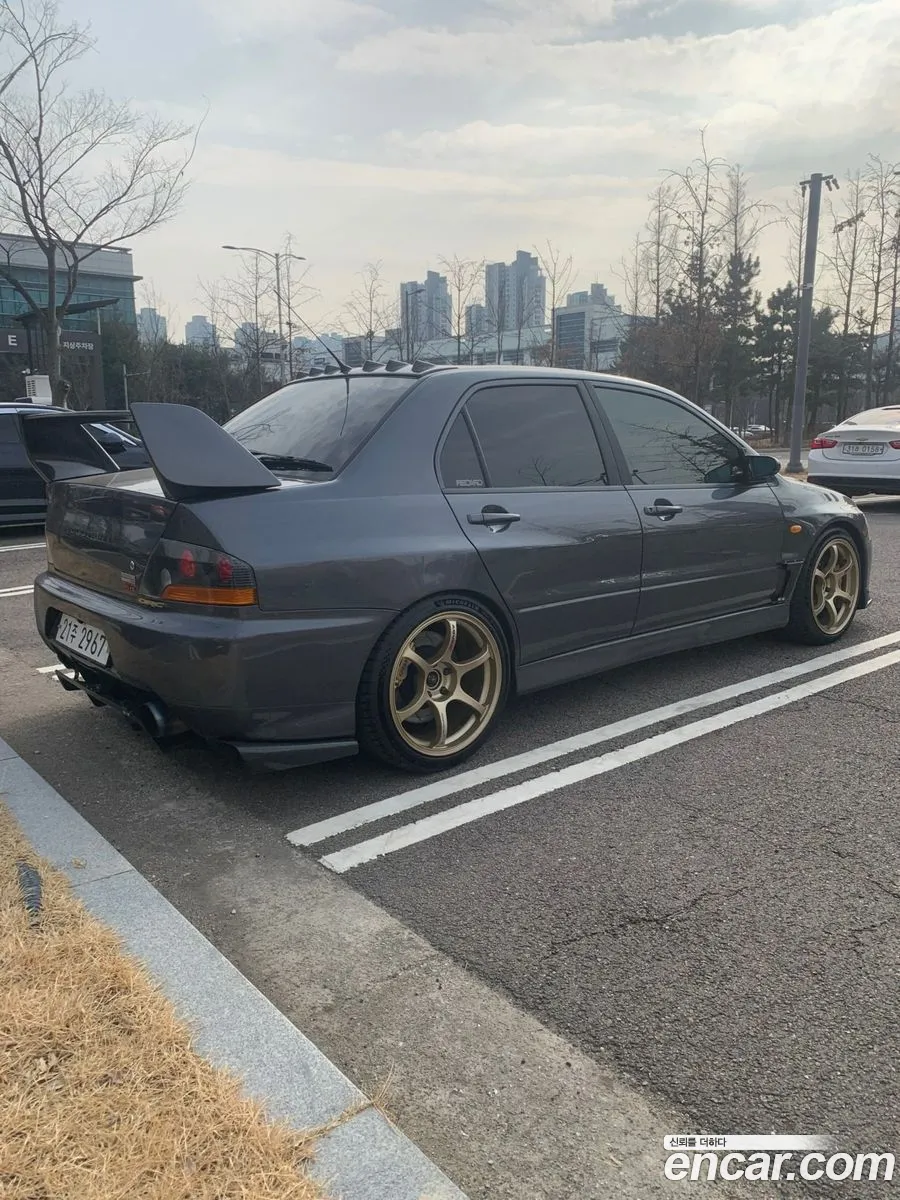 Mitsubishi Lancer Evolution 2005 — 9