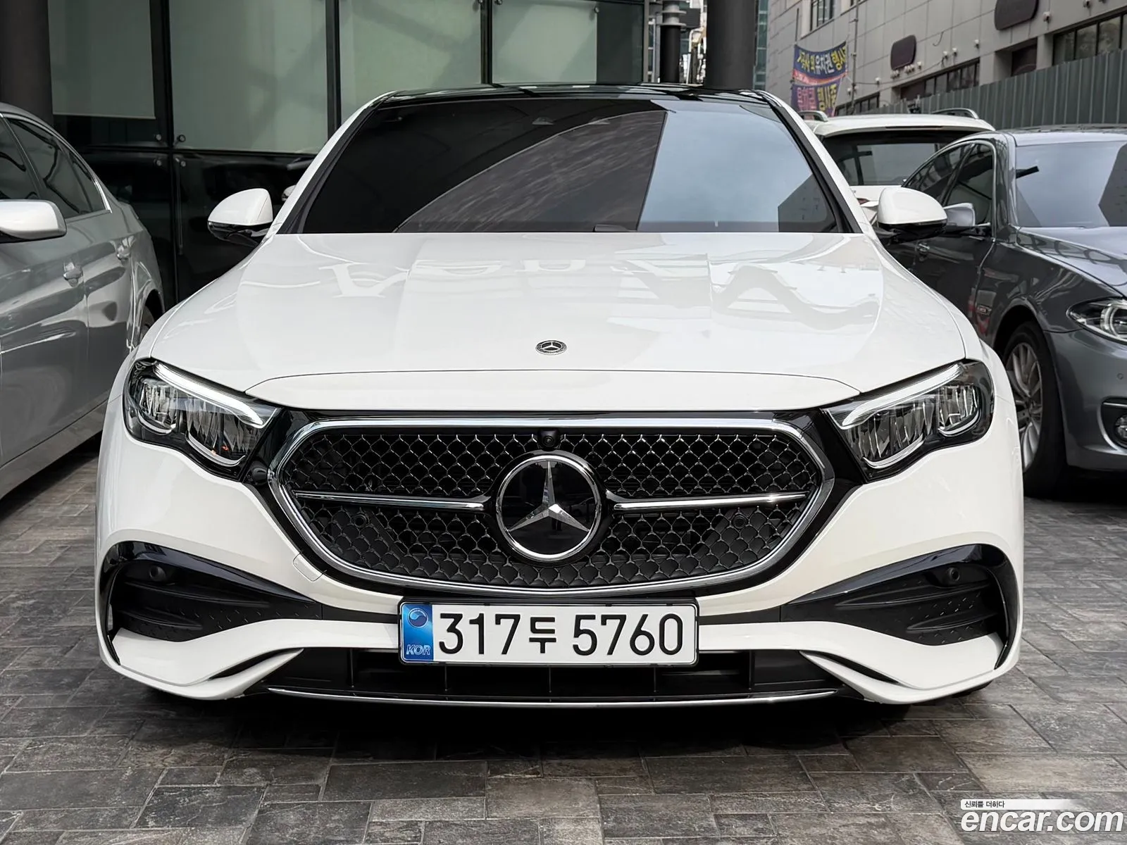 Mercedes-Benz E-Class W214 2025 — 14