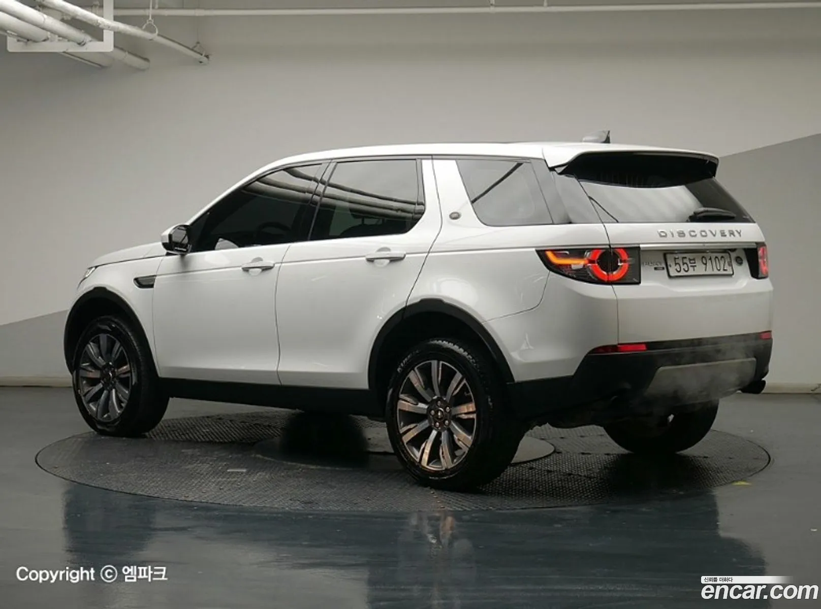 Land Rover Discovery Sport 2017 — 19