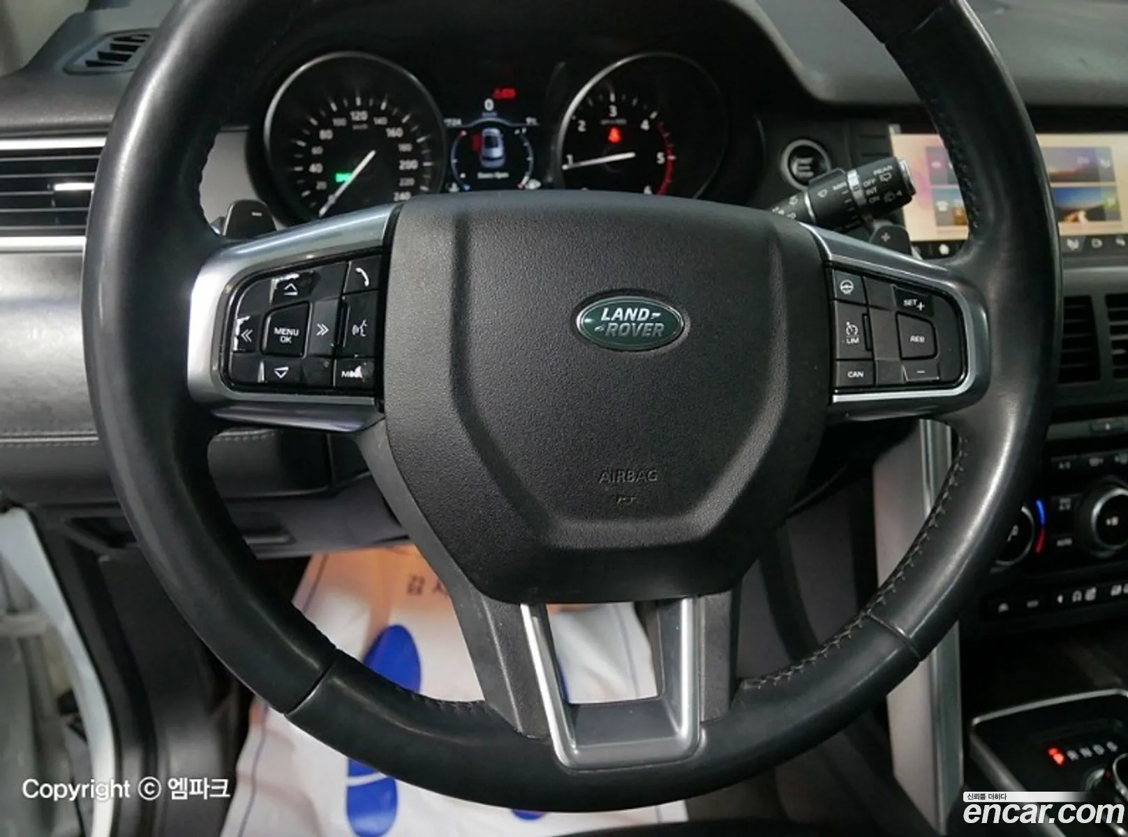 Land Rover Discovery Sport 2017 — 17