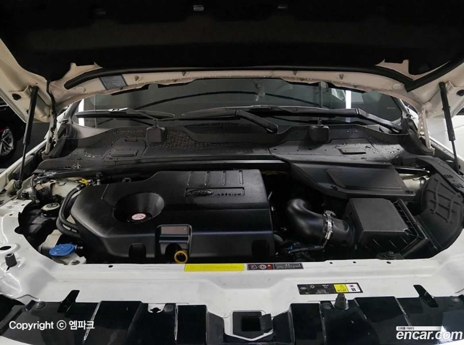 Land Rover Discovery Sport 2017 — 15