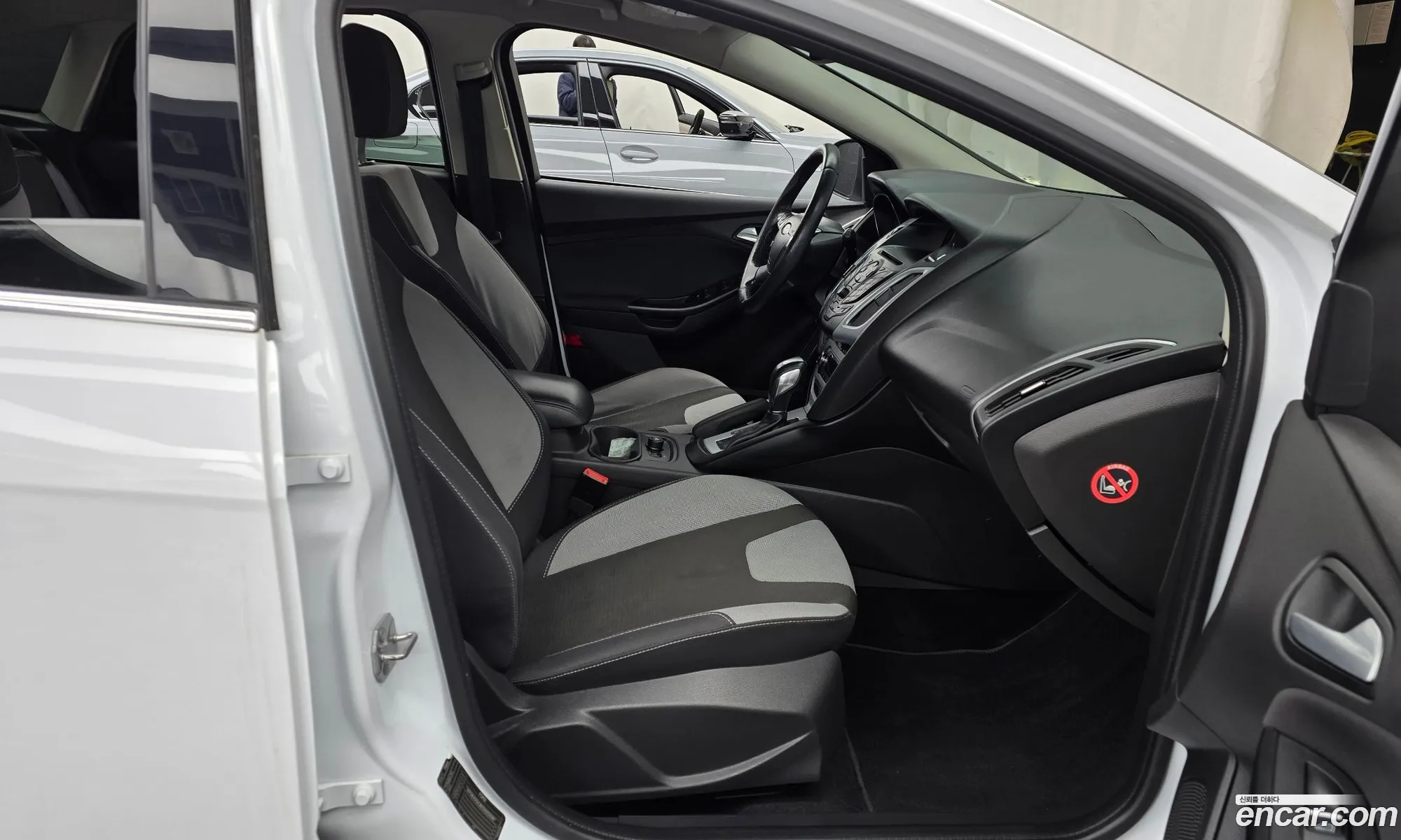 Ford Focus 2014 WF0KXXGCBEDD22690 — 6