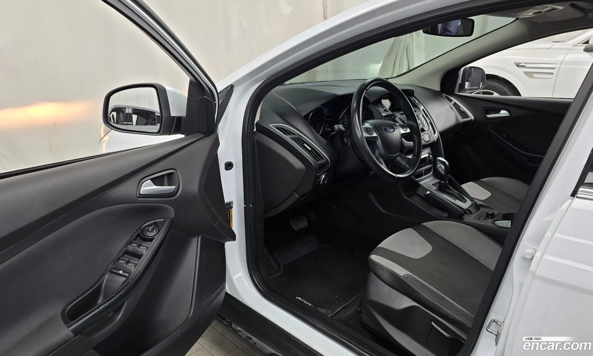 Ford Focus 2014 WF0KXXGCBEDD22690 — 16