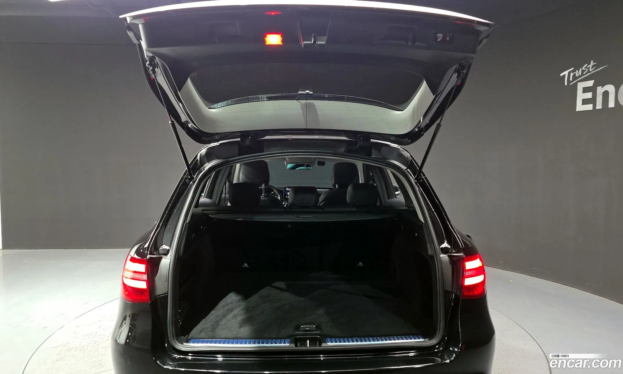 Mercedes-Benz GLC-Class X253 2019 — 10
