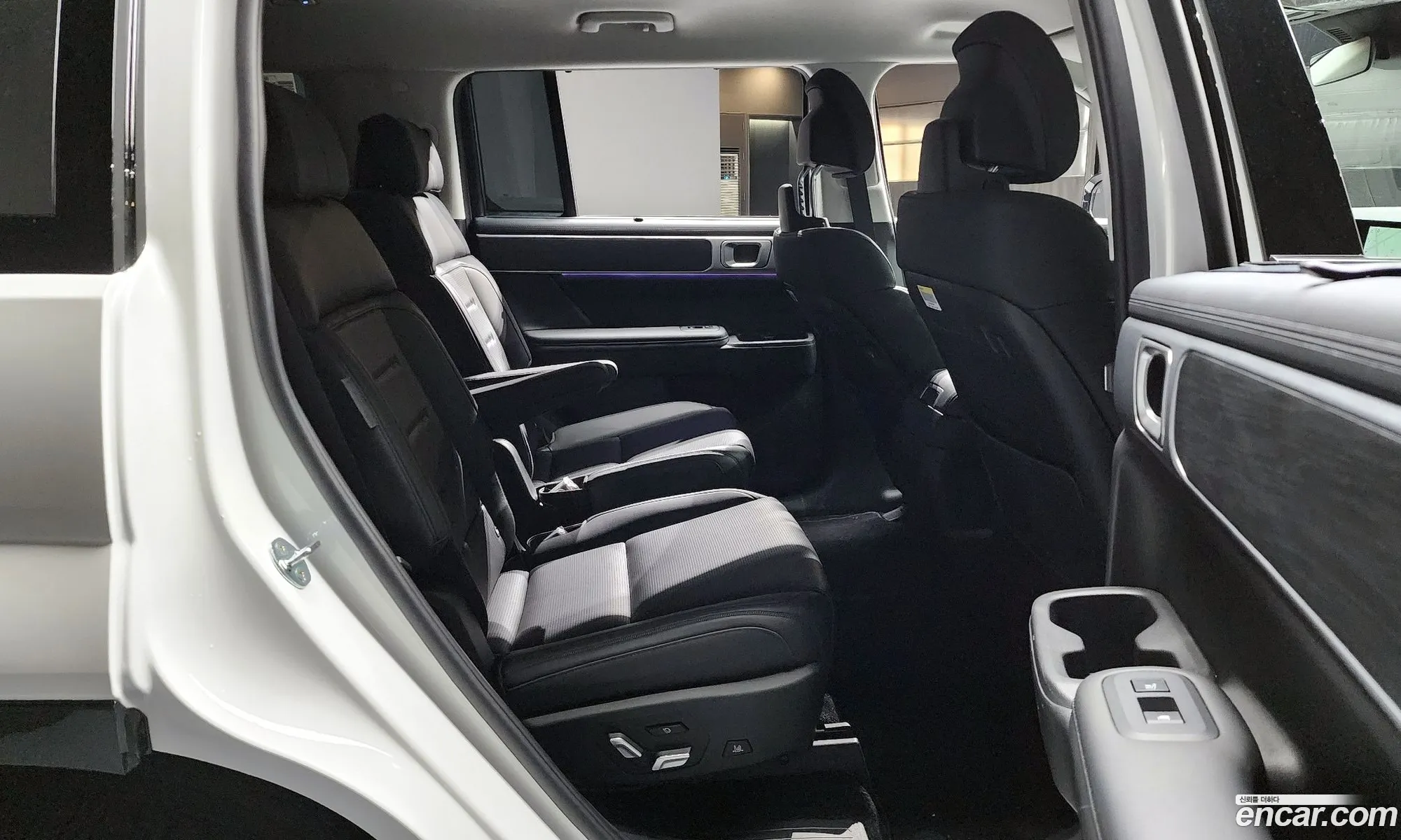 Hyundai Santa Fe 2023 — 12
