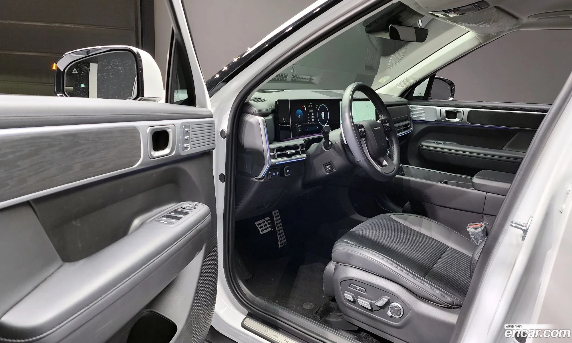 Hyundai Santa Fe 2023 — 16