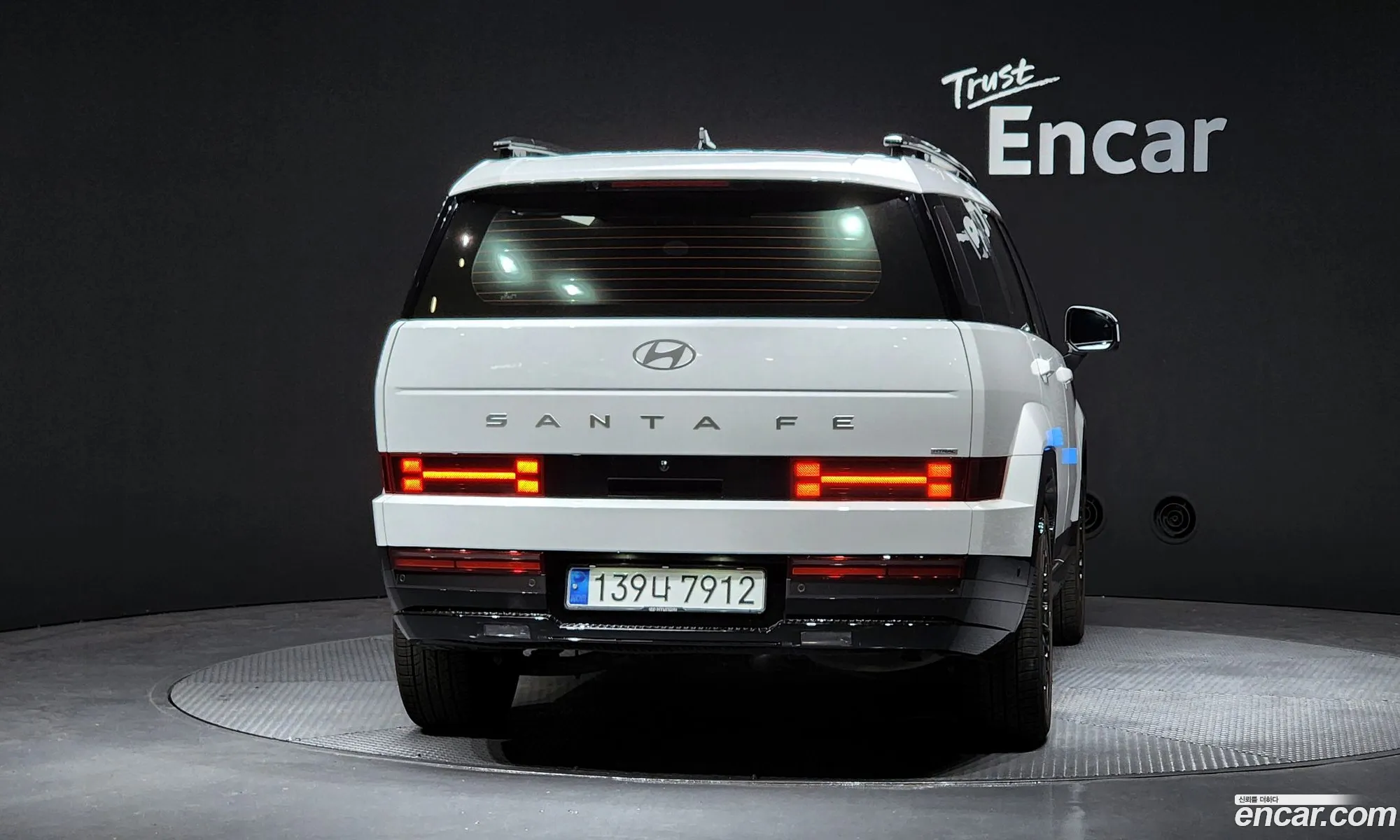 Hyundai Santa Fe 2023 — 18