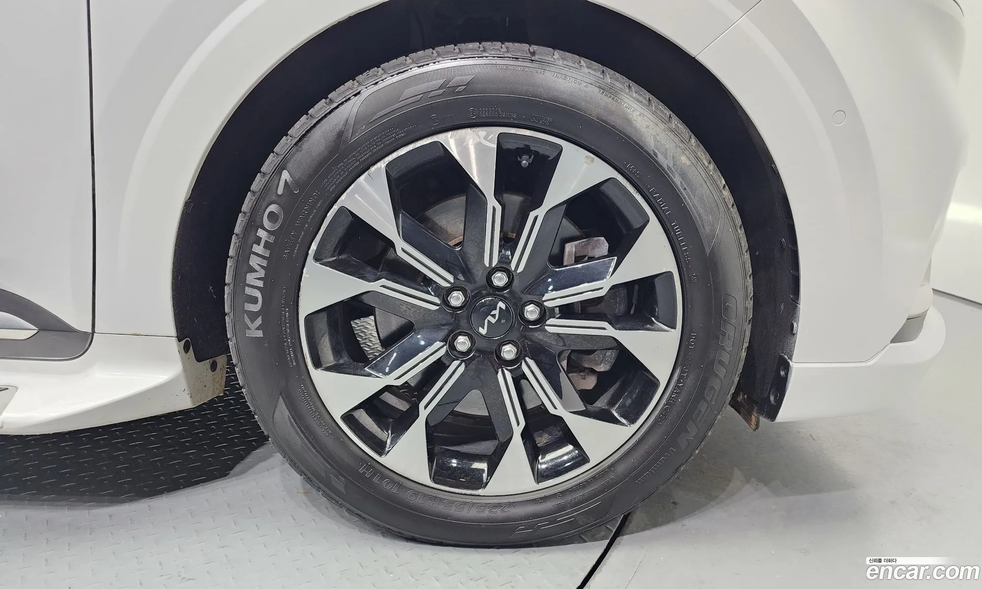 Kia Carnival 2021 — 20